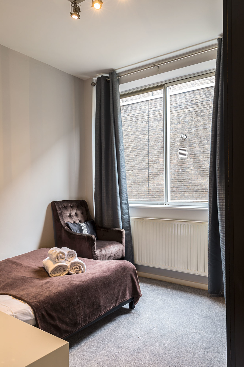 View LUX 3-bedroom Family Home in Portman square in 29 Robert Adam street W1U 3HP LUX 3-bedroom Family Home in Portman square in 29 Robert Adam street W1U 3HP - Property image 12 - VivreStays