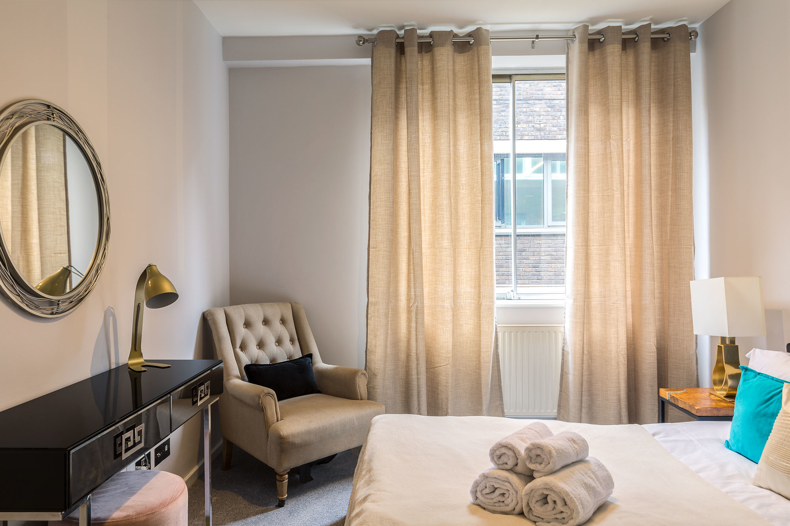 View LUX 3-bedroom Family Home in Portman square in 29 Robert Adam street W1U 3HP LUX 3-bedroom Family Home in Portman square in 29 Robert Adam street W1U 3HP - Property image 13 - VivreStays