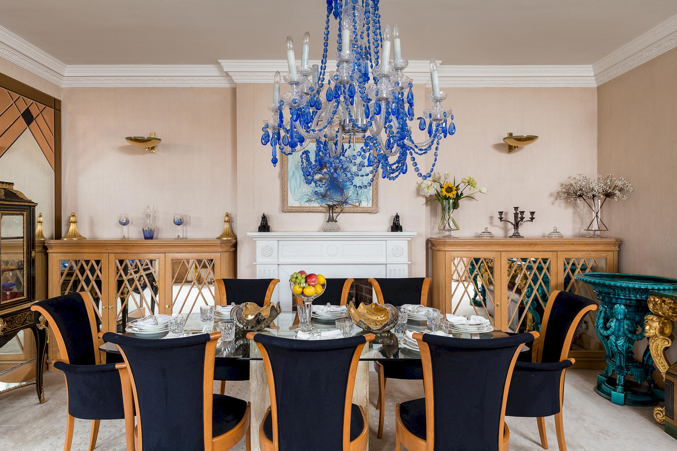 Penthouse 3-bed 3-bath on Marble Arch in 12 Connaught Place, Tyburnia W2 2ET - Property image 4 - VivreStays
