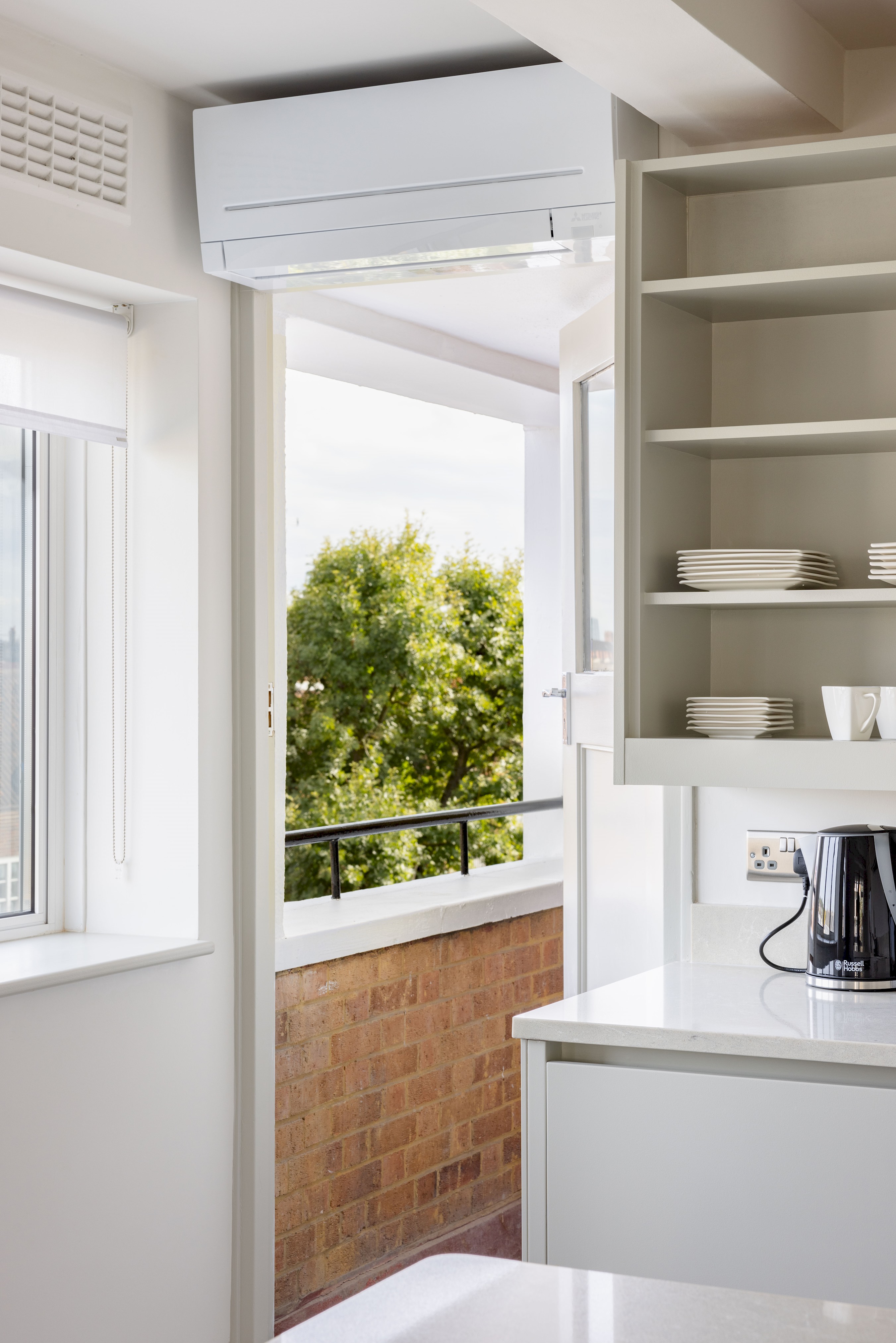 Lux Regents Park 2 bed 2 bath flat with AC in Fettes House, Wellington Road, St Johns Wood NW8 9SU - Property image 9 - VivreStays