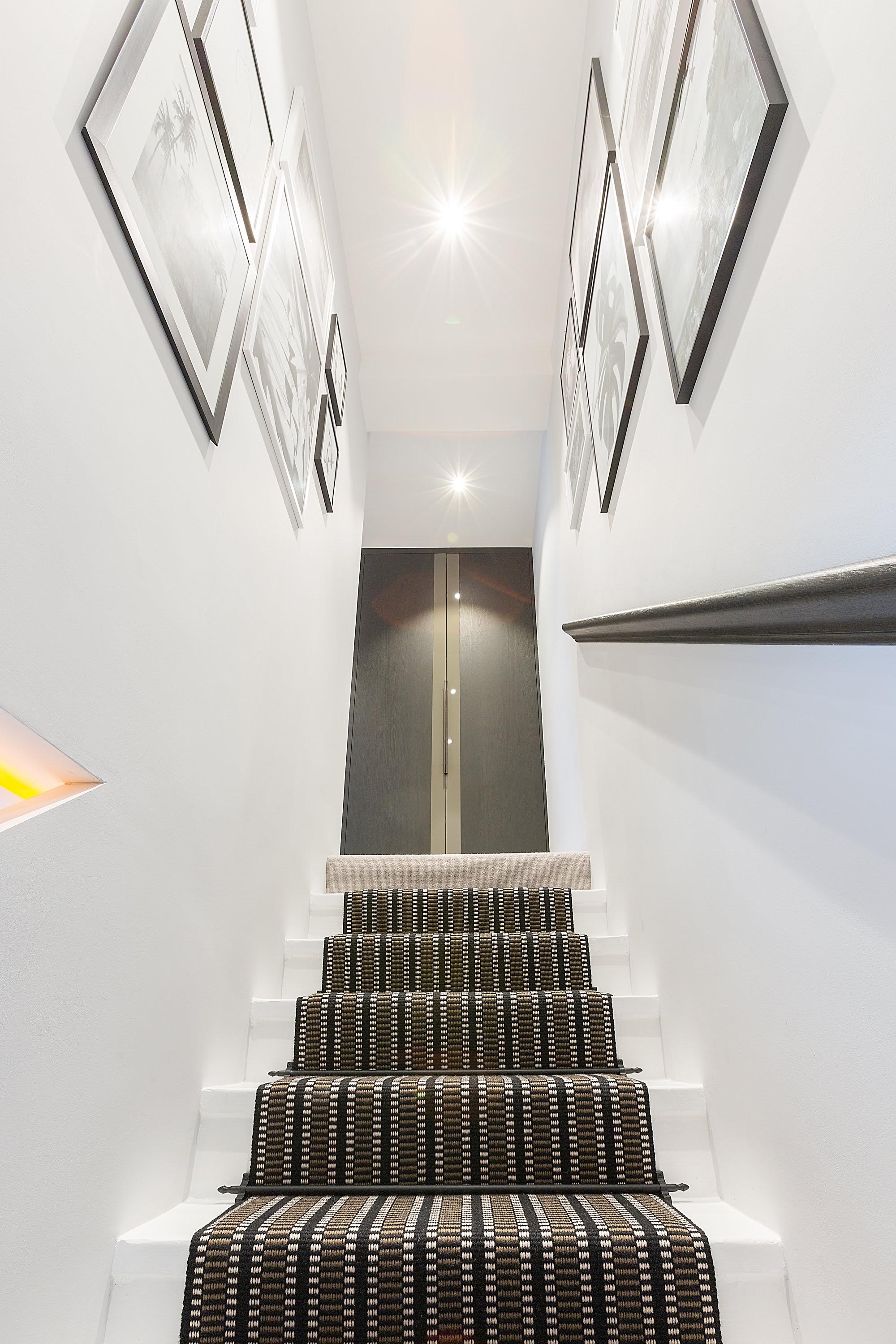 Knightsbridge & Chelsea Lux 2 bed duplex in Swan Court, Chelsea Manor Street SW3 5RT - Property image 19 - VivreStays