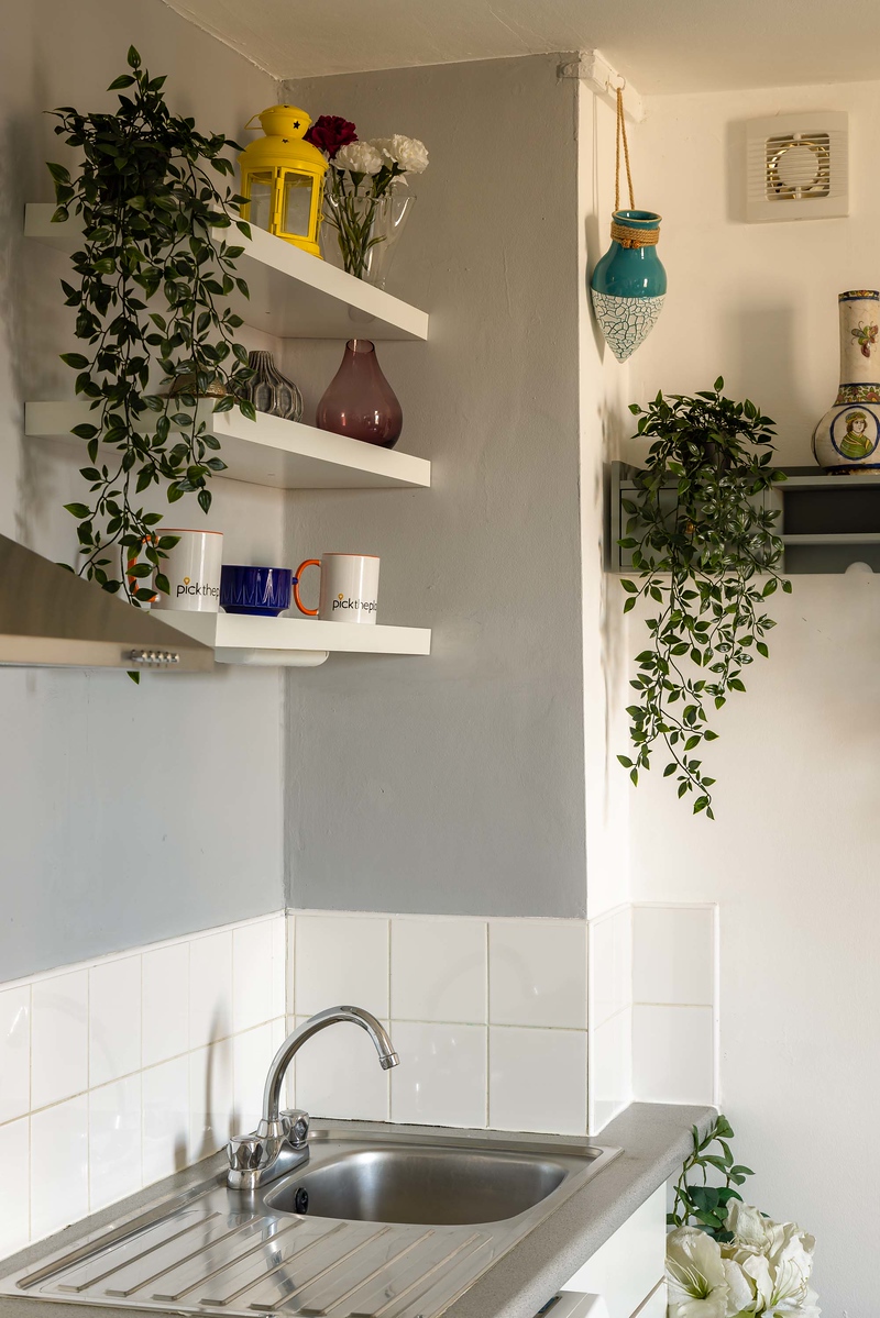 1-bed penthouse Notting Hill in 37 Linden Garden W2 4HQ - Property image 3 - VivreStays