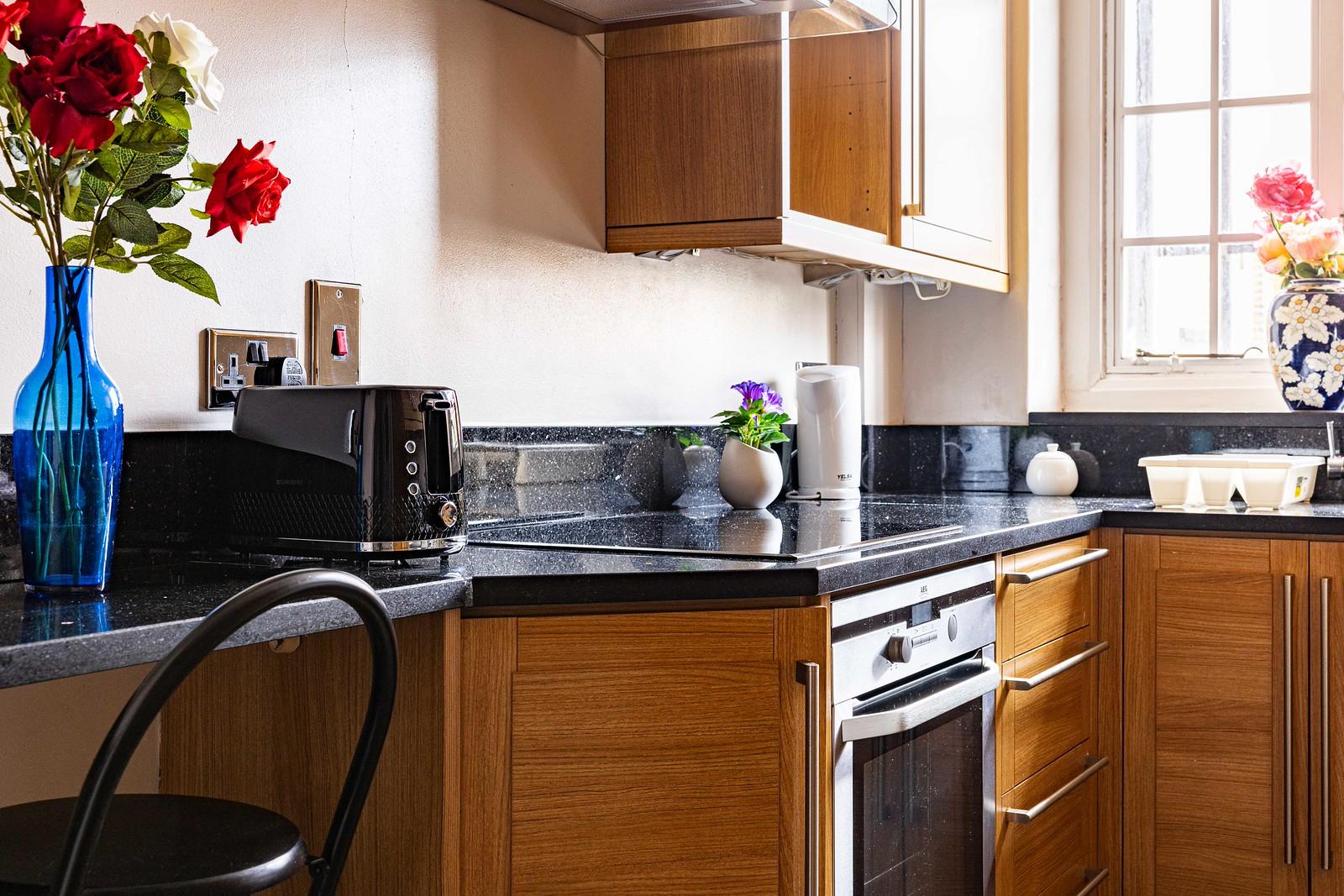Luxury 2 Bed Chelsea Knightsbridge Horizon in 38 Swan Court, Chelsea Manor street sw3 5RT - Property image 15 - VivreStays