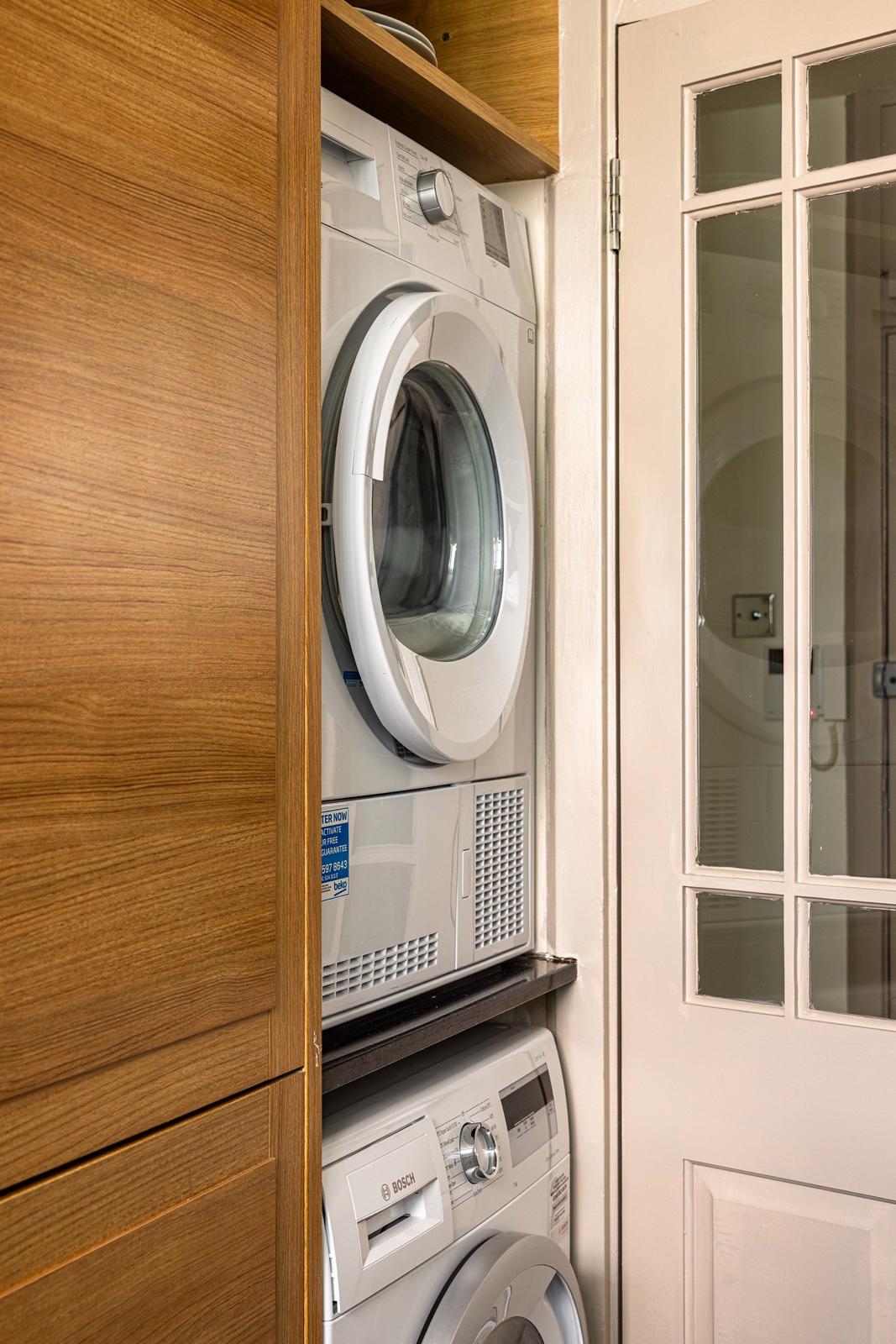Luxury 2 Bed Chelsea Knightsbridge Horizon in 38 Swan Court, Chelsea Manor street sw3 5RT - Property image 16 - VivreStays