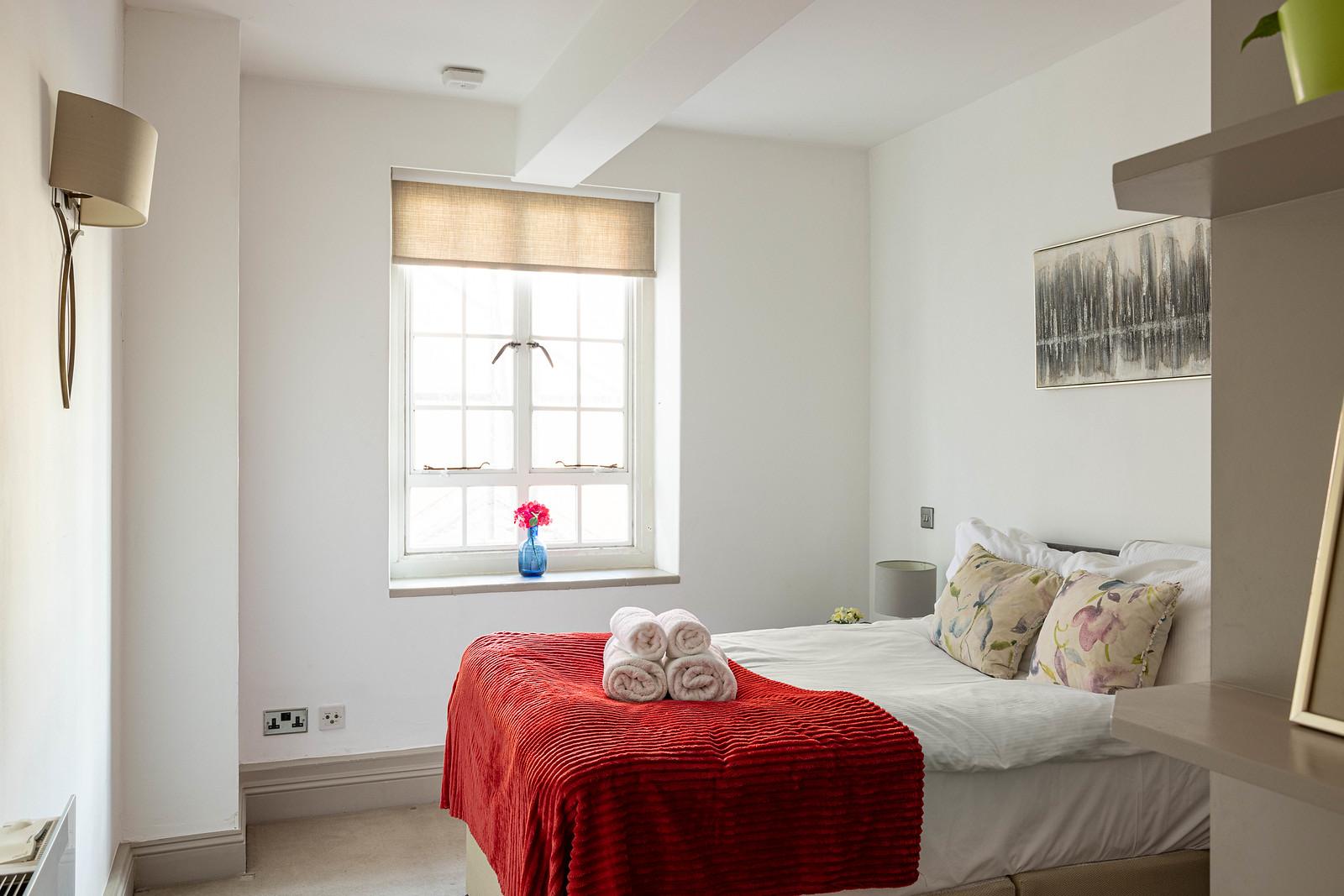 Luxury 2 Bed Chelsea Knightsbridge Horizon in 38 Swan Court, Chelsea Manor street sw3 5RT - Property image 21 - VivreStays