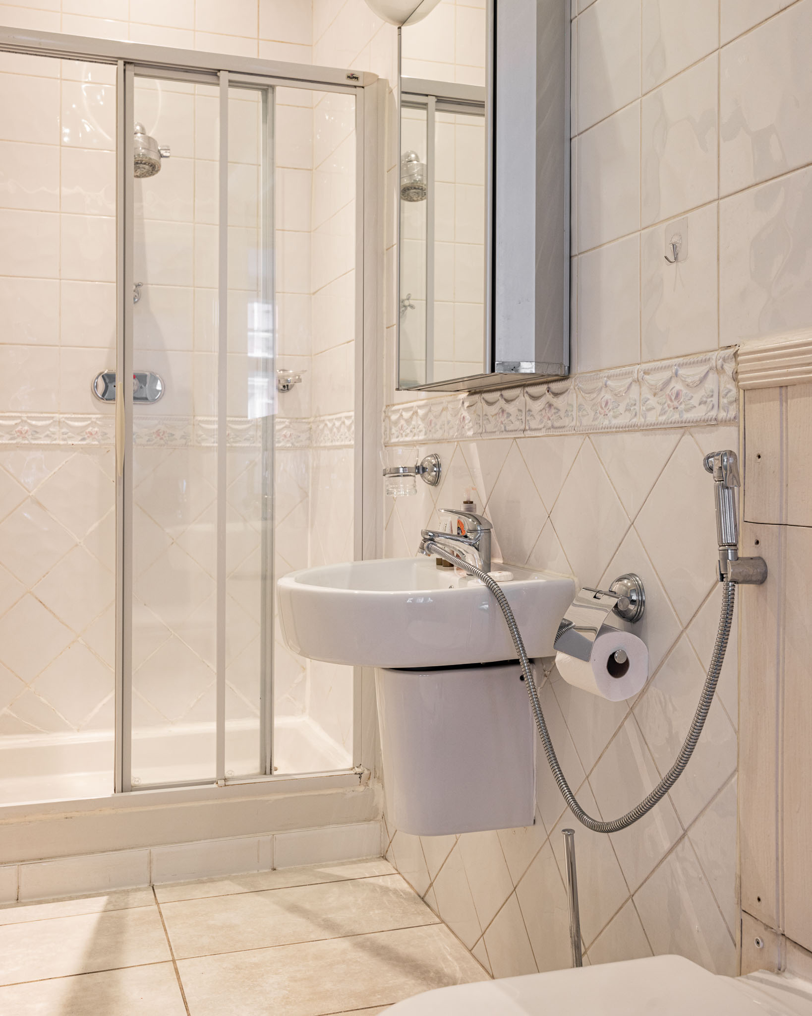 2 BDR Mayfair & selfridges LUX PAD in 70 Duke street W1K 6JX - Property image 4 - VivreStays
