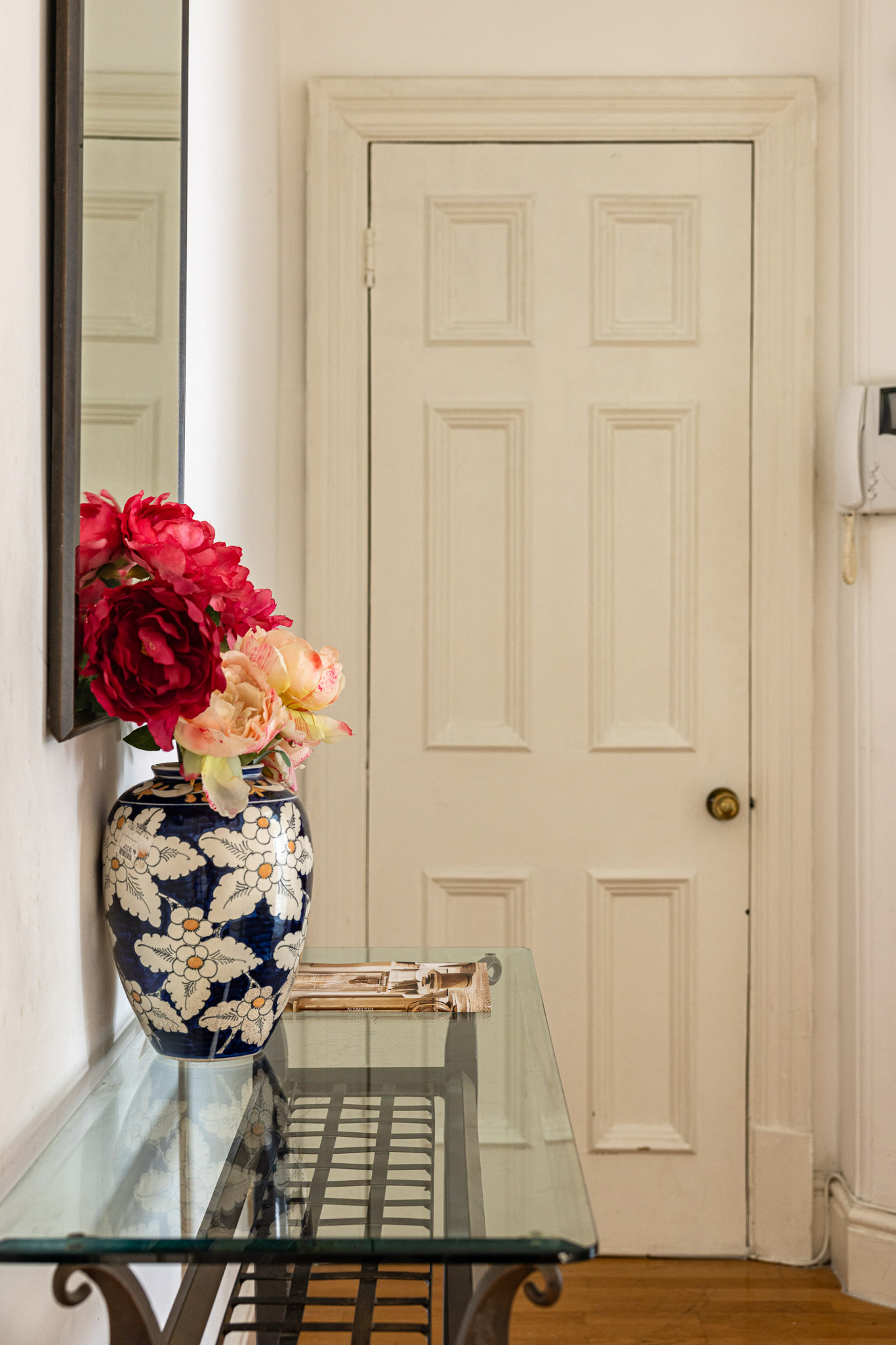 2 BDR Mayfair & selfridges LUX PAD in 70 Duke street W1K 6JX - Property image 21 - VivreStays