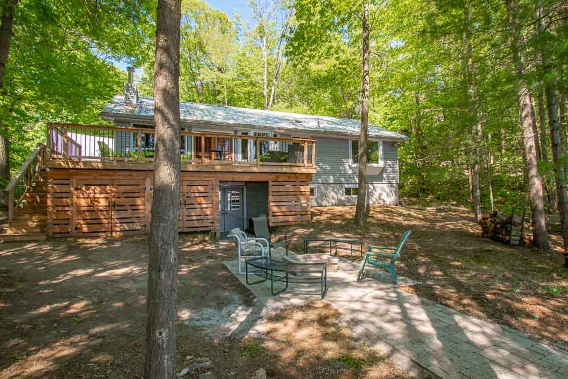 Big Bear Lodge Beautiful 4Br PetFriendly Cottage in Muskoka