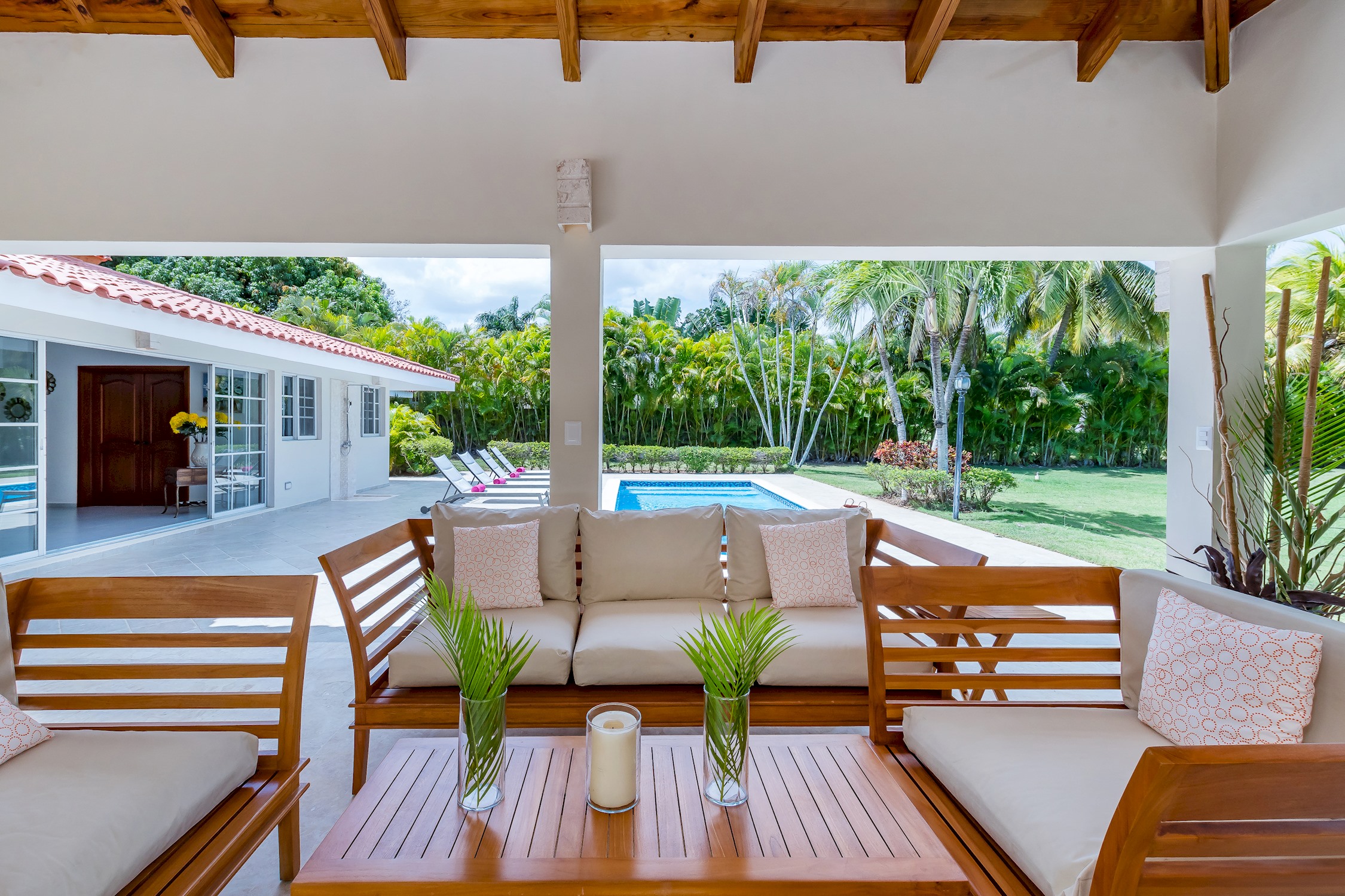 Casa de Campo villa for rent in Caribbean style - pool, jacuzzi, volleyball net 1