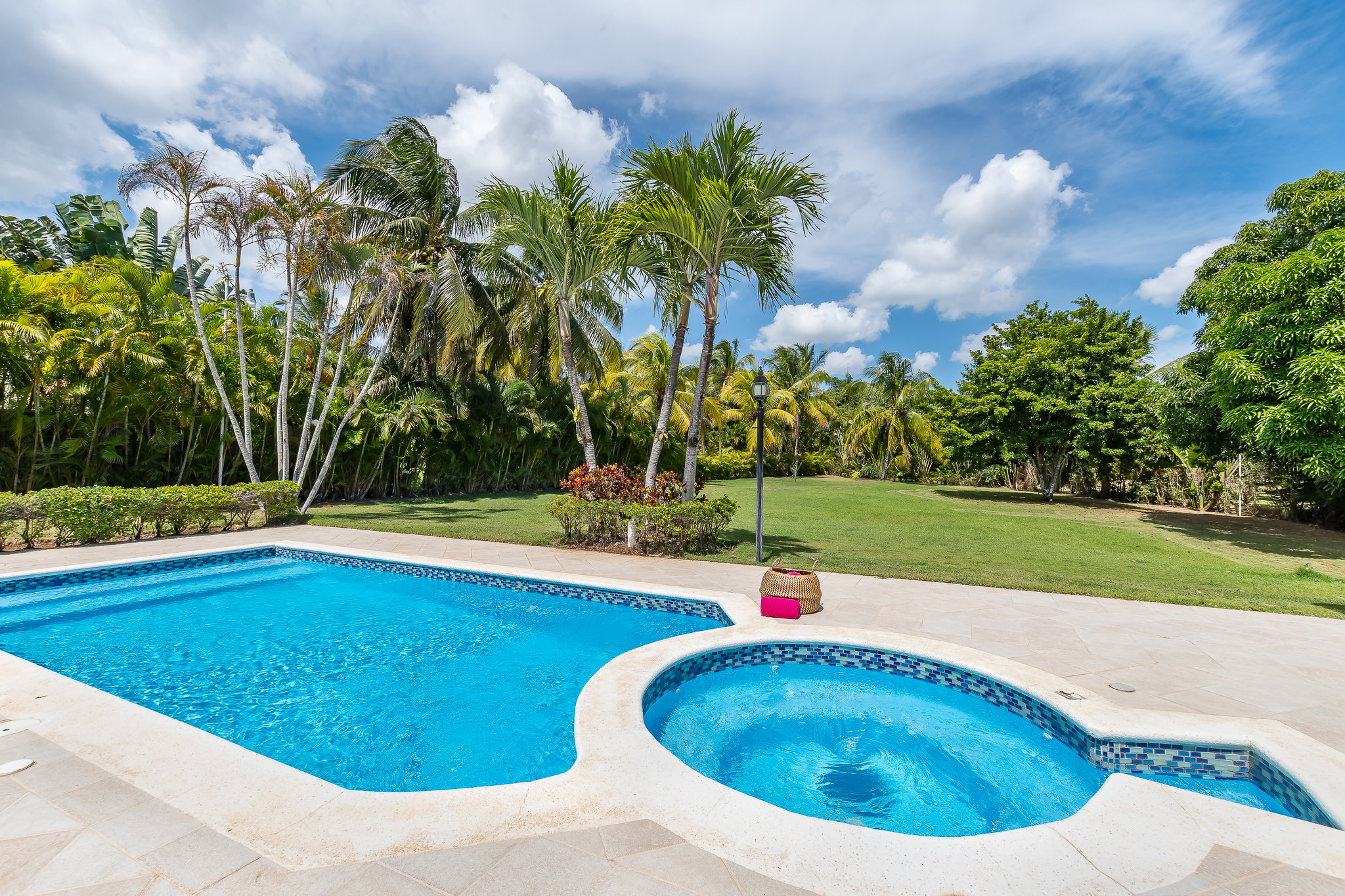 Casa de Campo villa for rent in Caribbean style - pool, jacuzzi, volleyball net 4