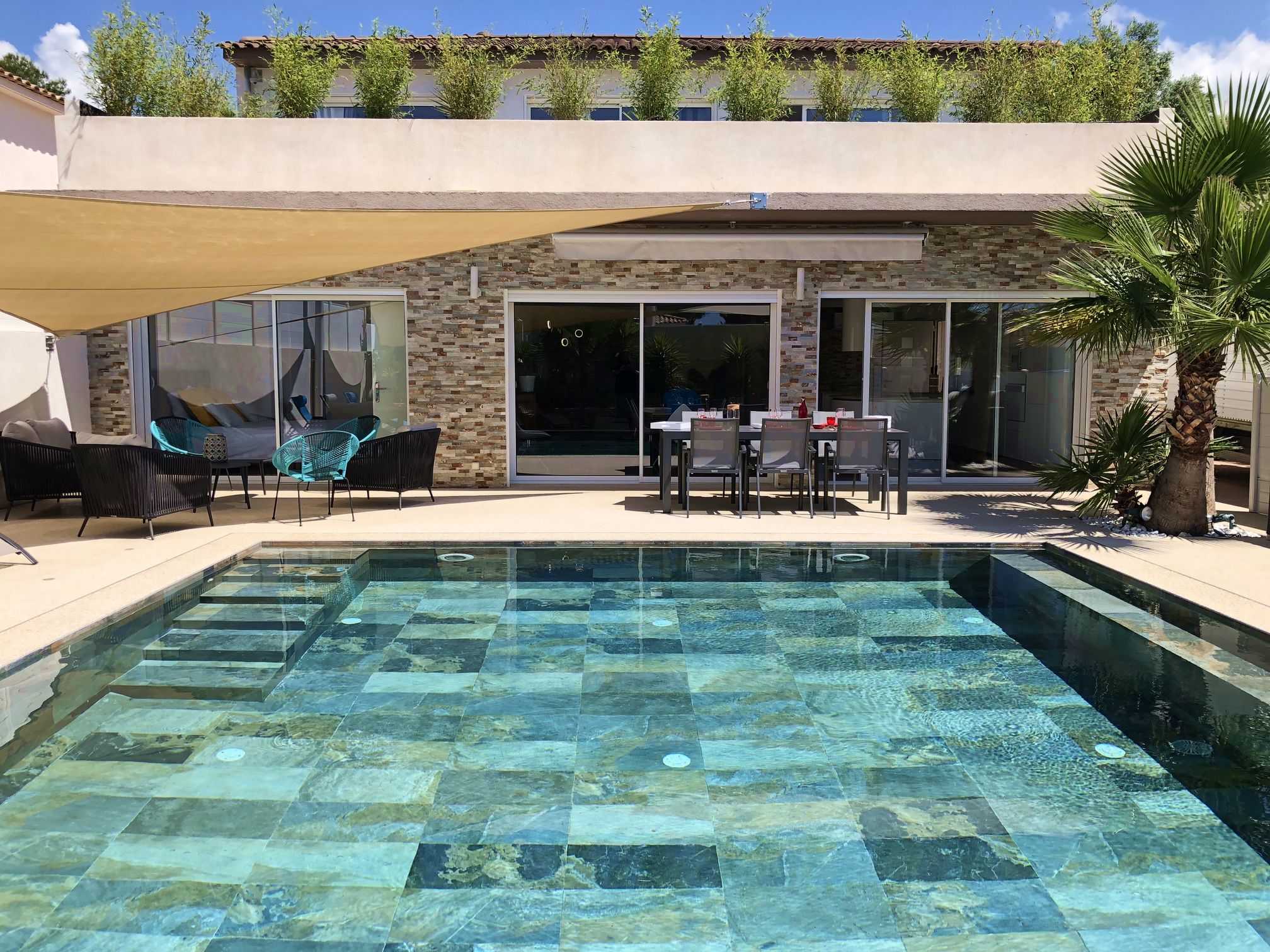 Villa luxe, 5 suites parentales, piscine, jacuzzi