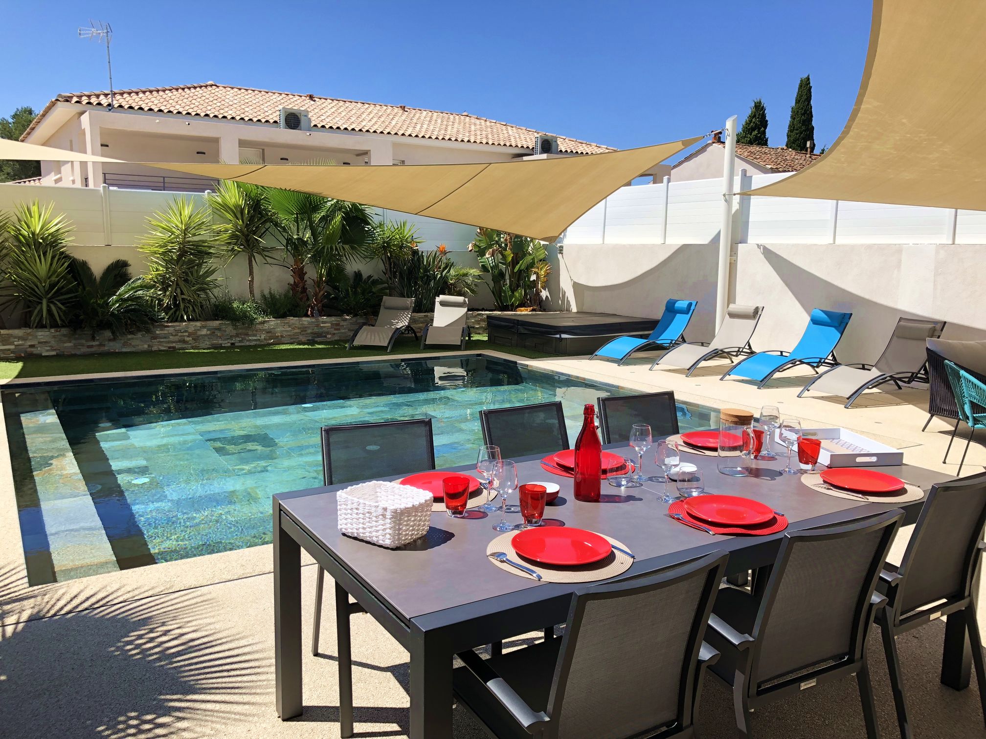 Villa luxe, 5 suites parentales, piscine, jacuzzi