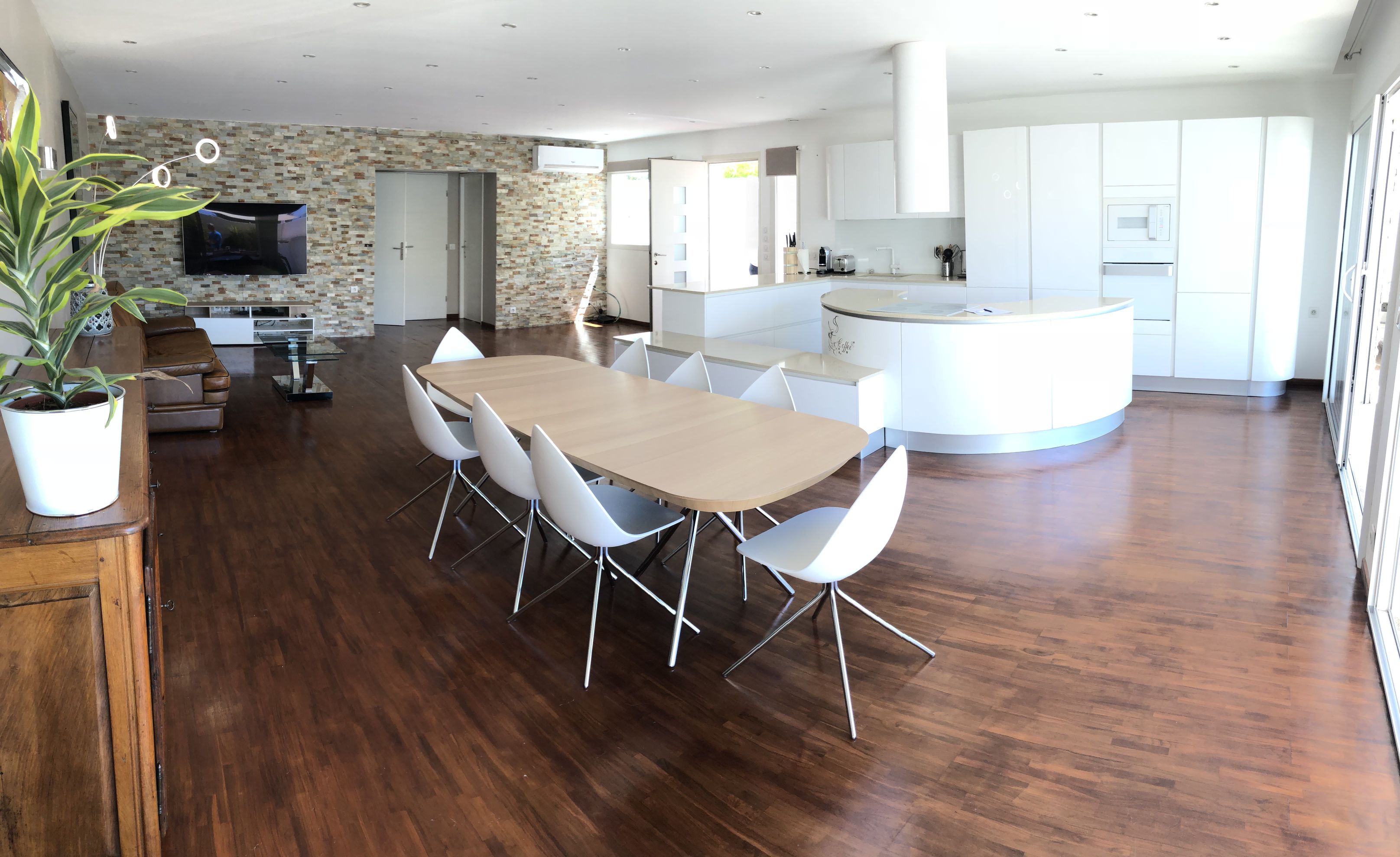 Villa luxe, 5 suites parentales, piscine, jacuzzi