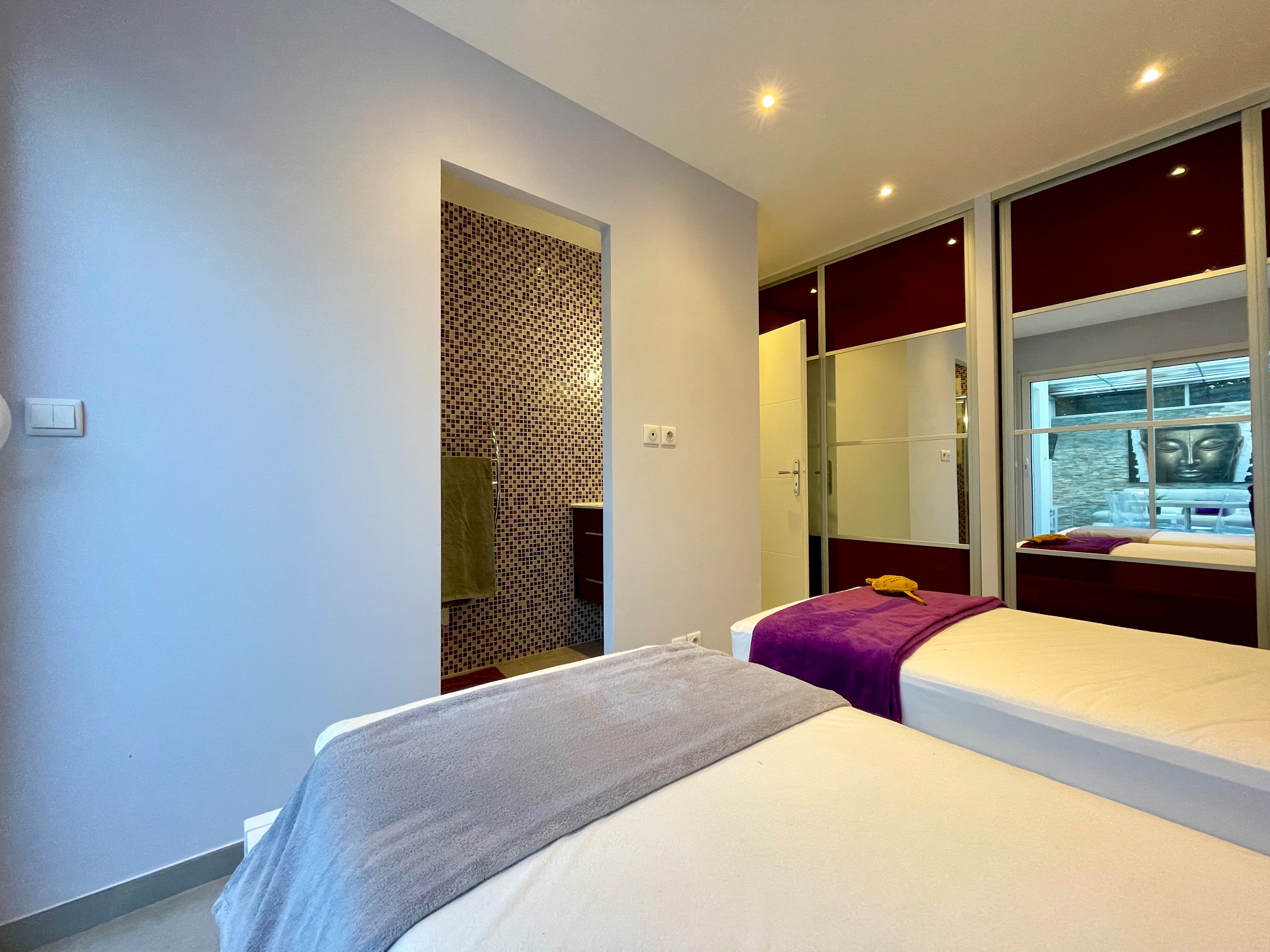 Villa luxe, 5 suites parentales, piscine, jacuzzi