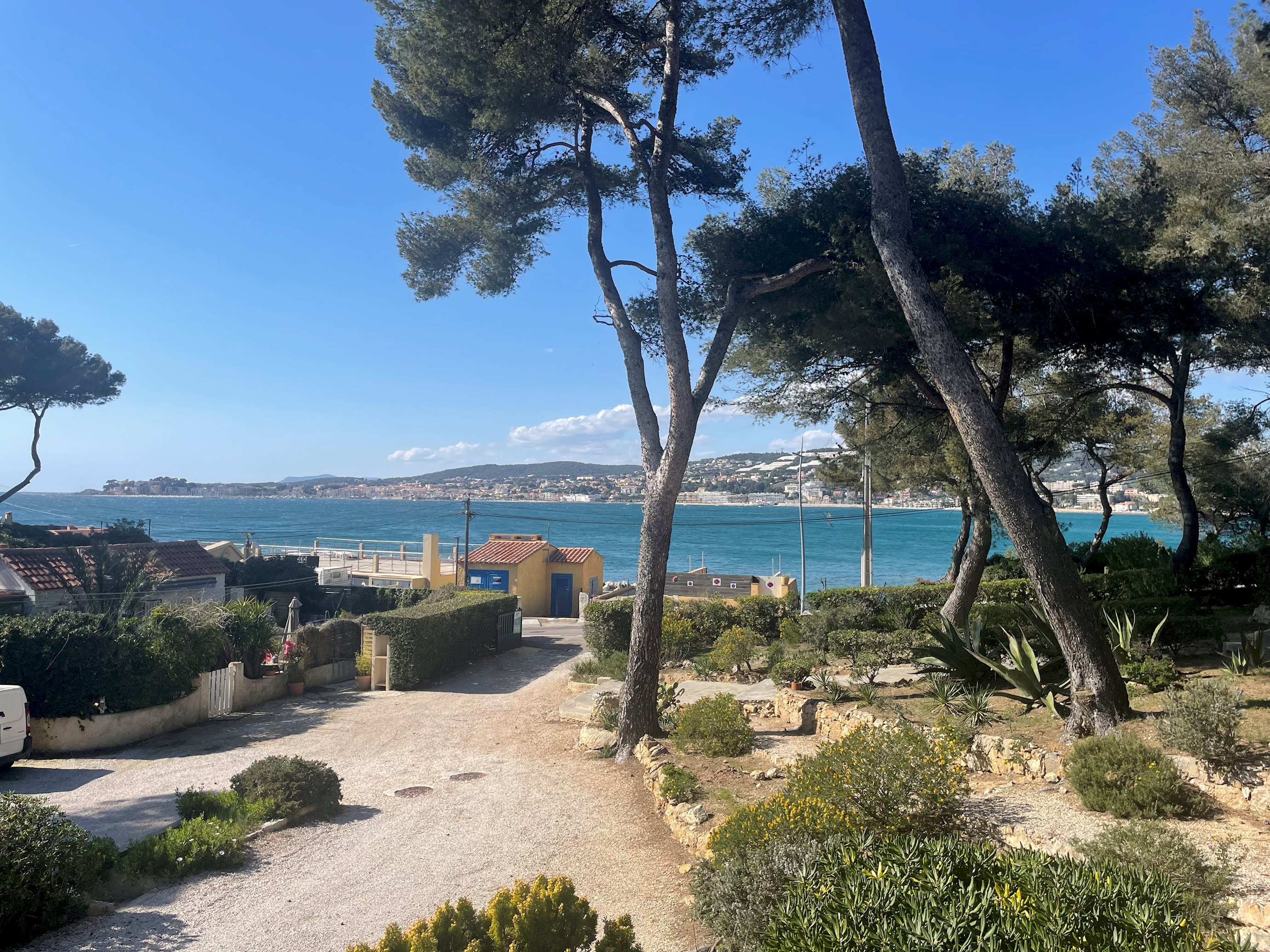 Villa club, 1 chambre, terrasse, vue mer, wifi