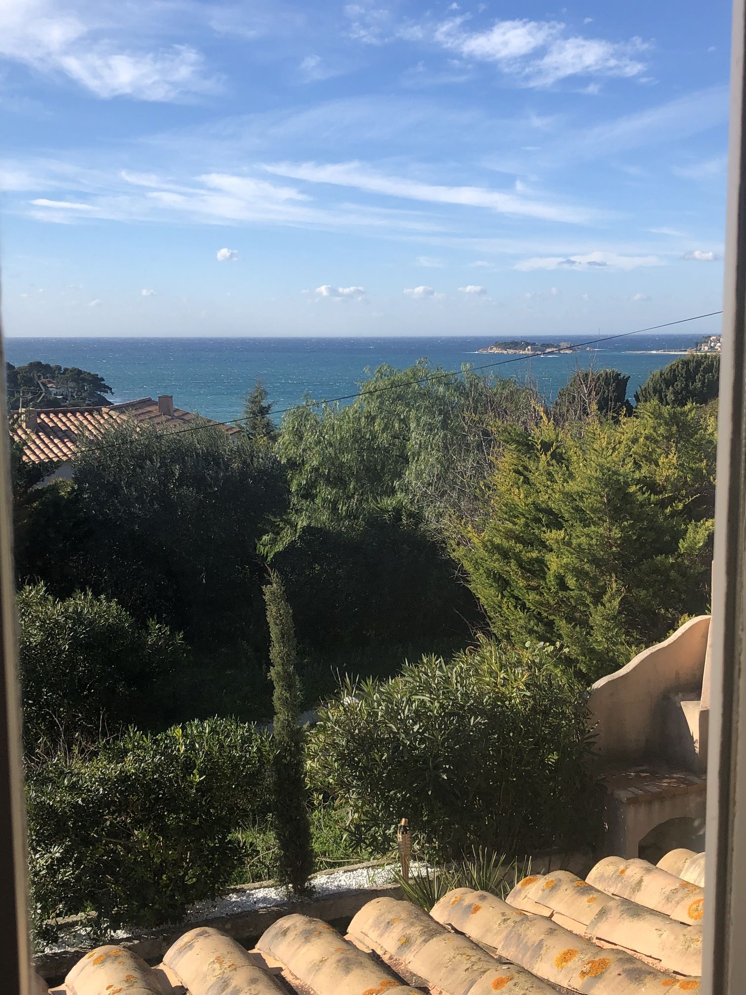 Villa 3 chambres, clim, piscine, rénovée, vue mer