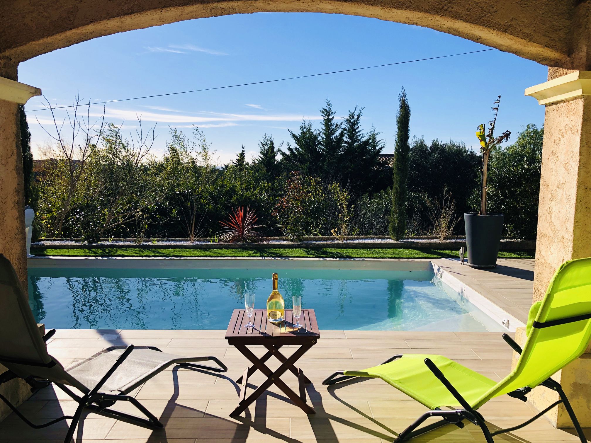 Villa 3 chambres, clim, piscine, rénovée, vue mer