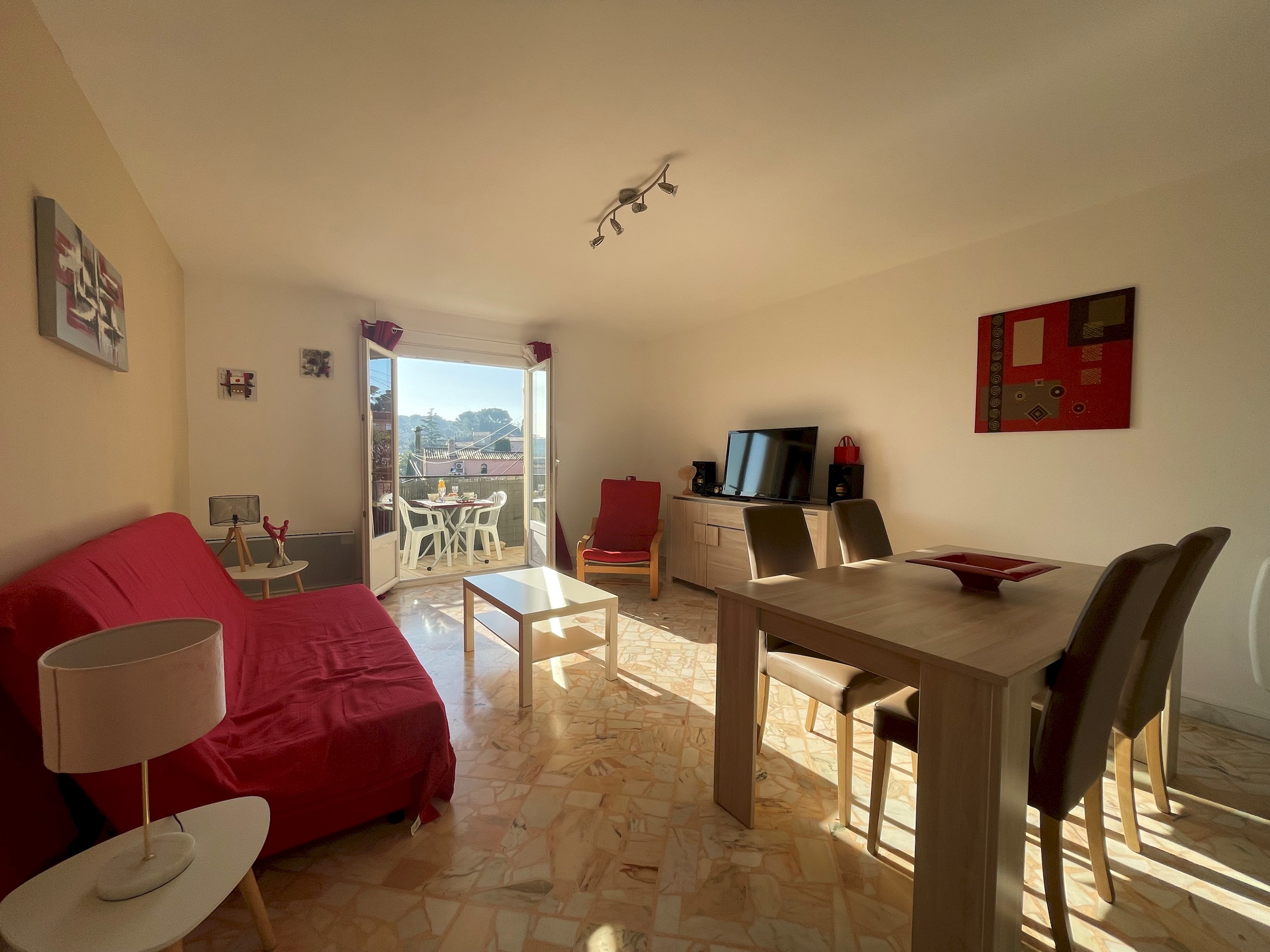Appartement, 1 chambre, balcon, parking