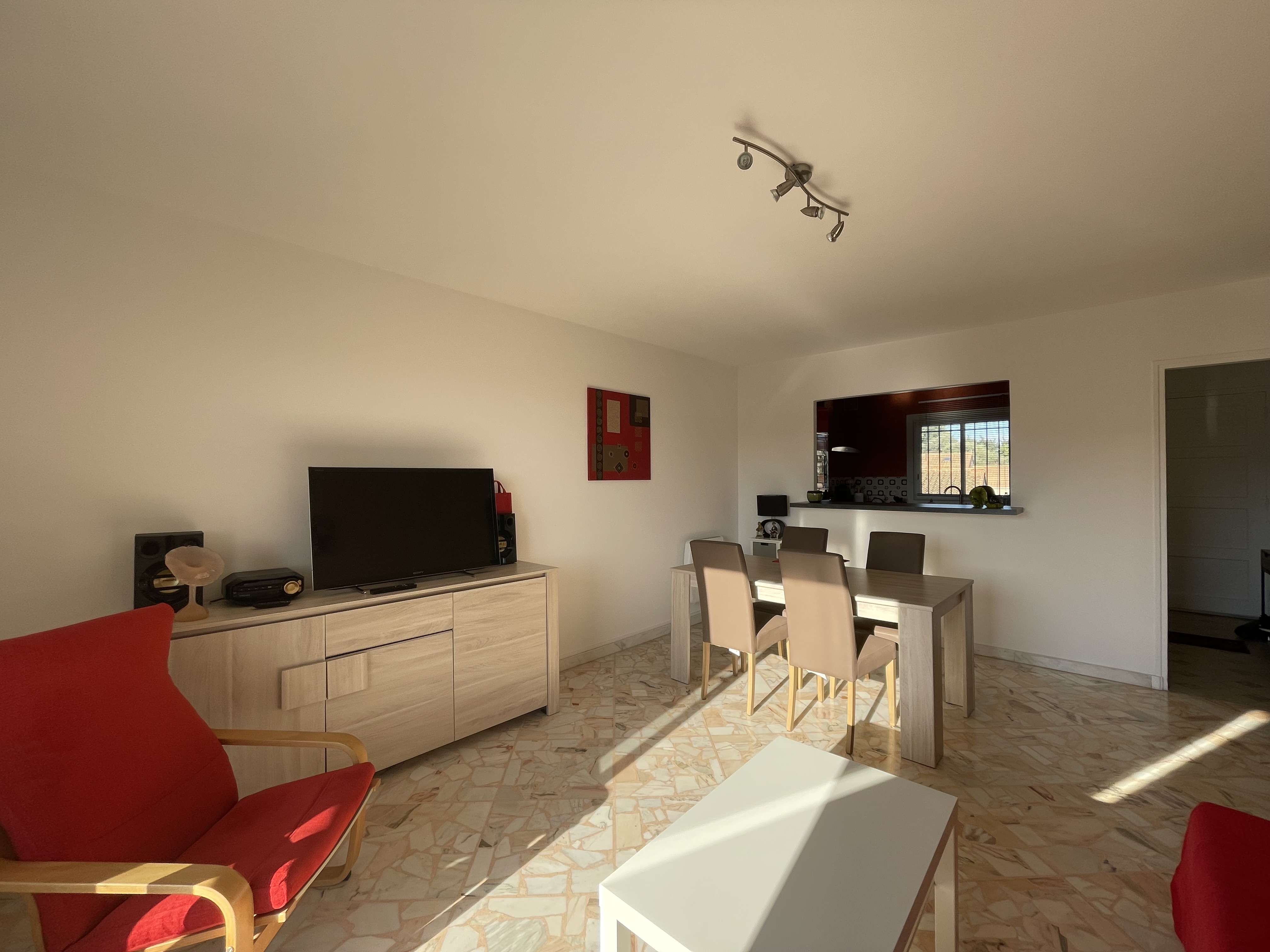 Appartement, 1 chambre, balcon, parking