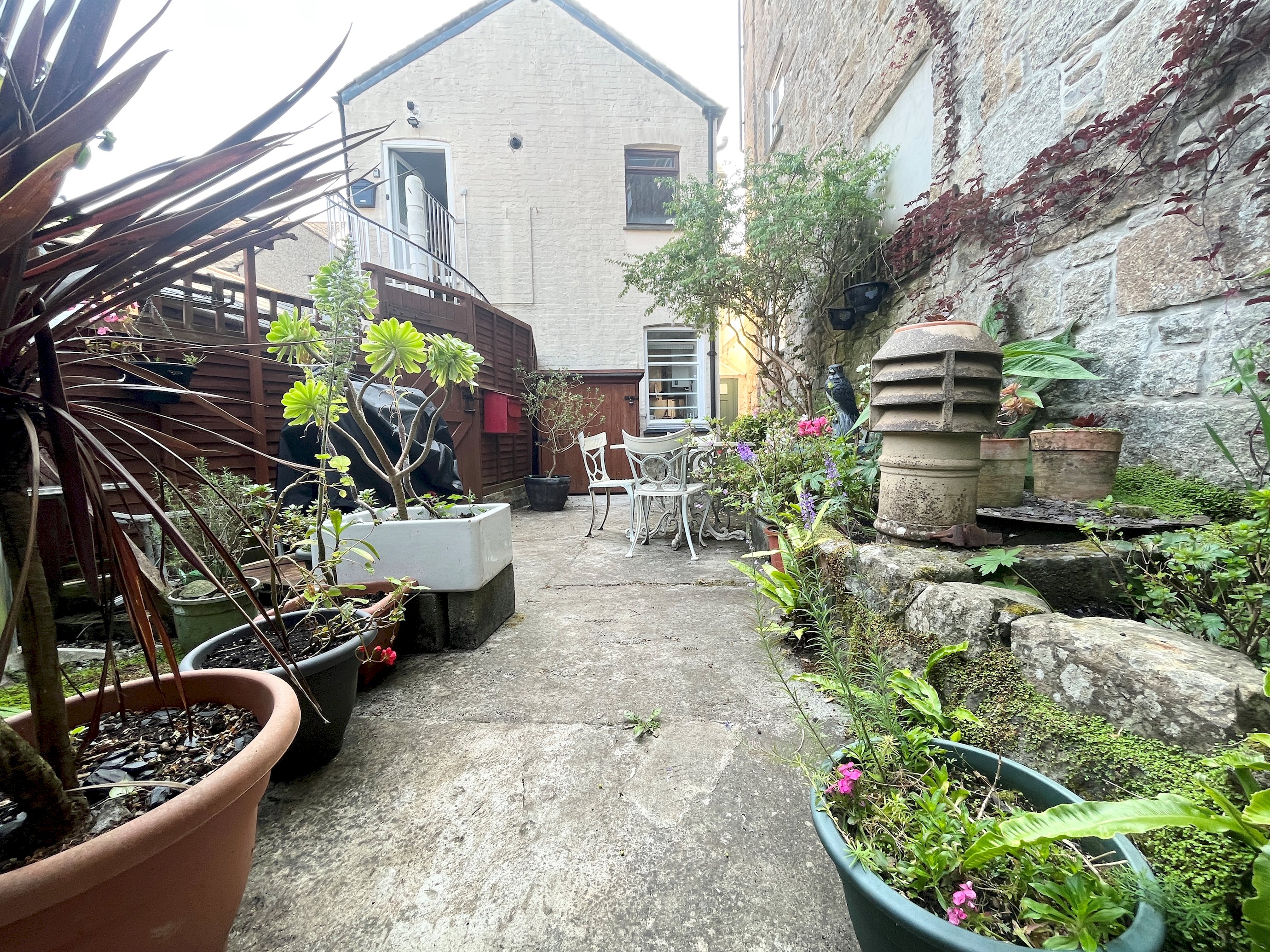 Charming 2 Bed House Central Penzance