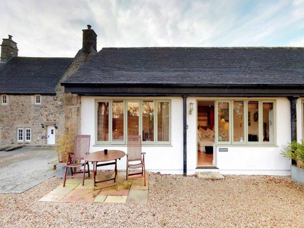 Atlantic Cottage nestled between St Ives/Marazion