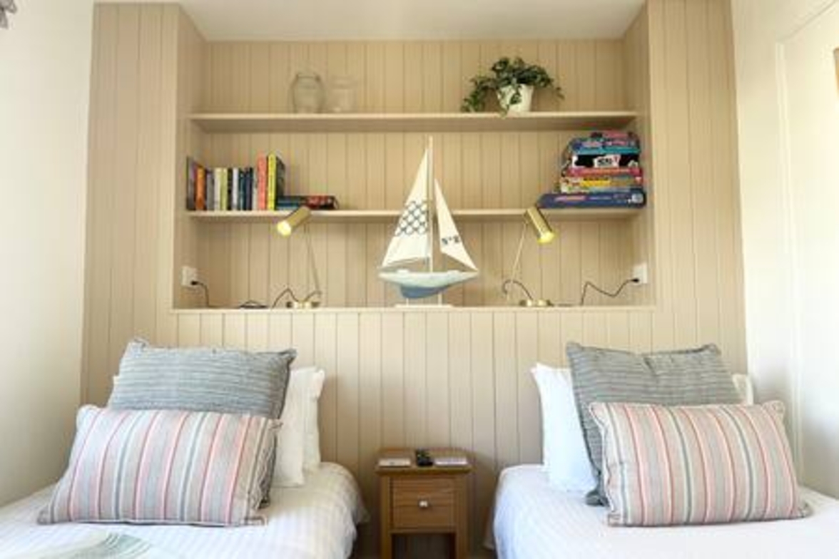 Mariner’s Cottage~ cosy nook close to the sea