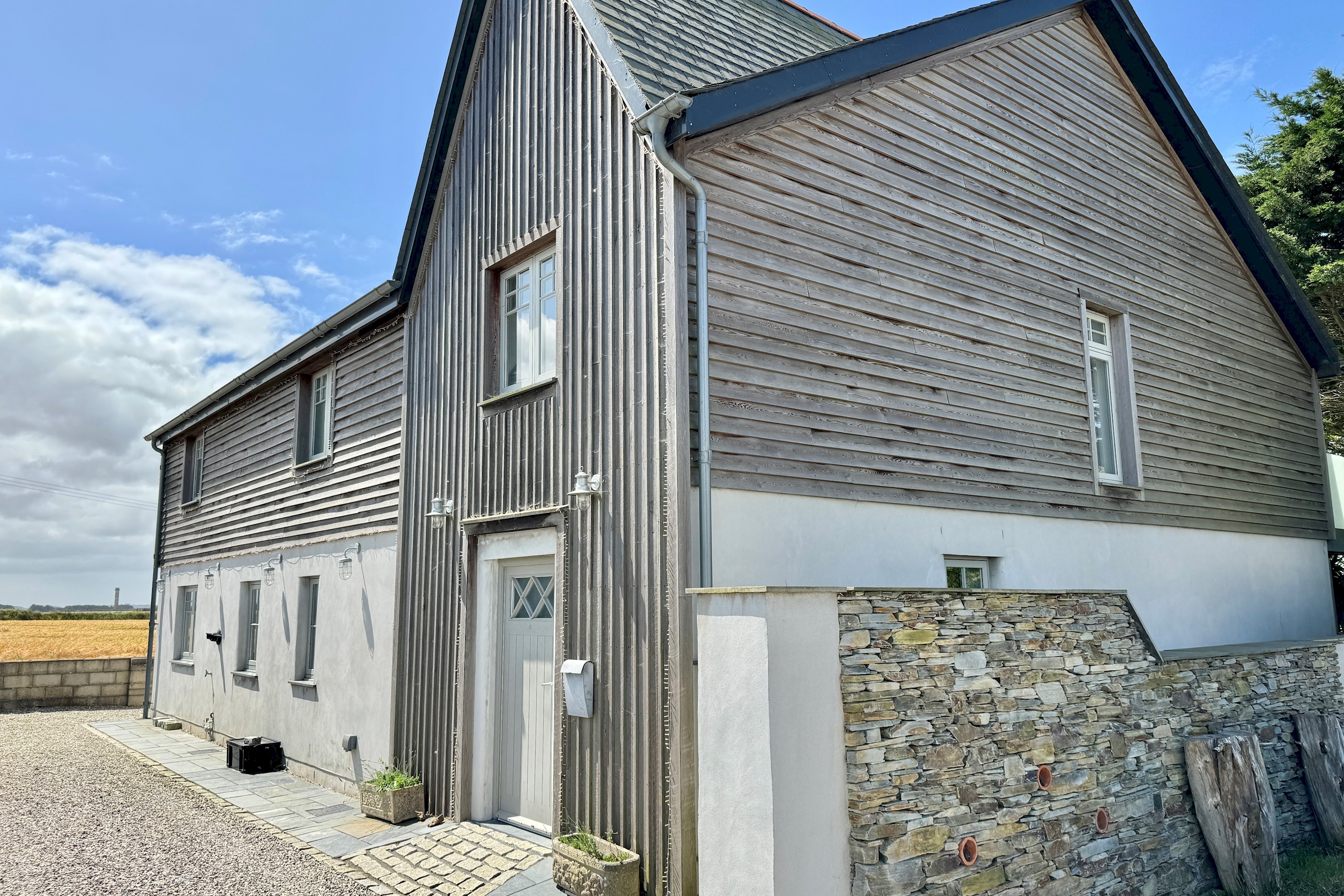 Seawynds: Family Home with Far-Reaching Sea Views