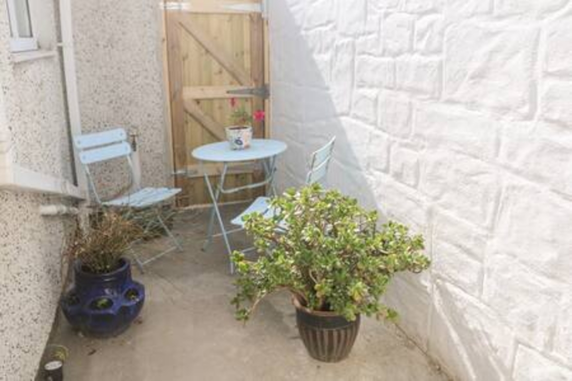 Pandora~Lovely Seaside Cottage sleeps 4~Newlyn