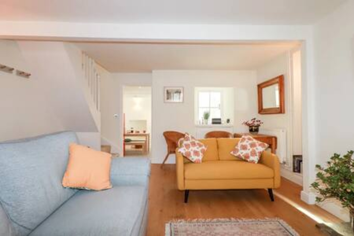 Pandora~Lovely Seaside Cottage sleeps 4~Newlyn