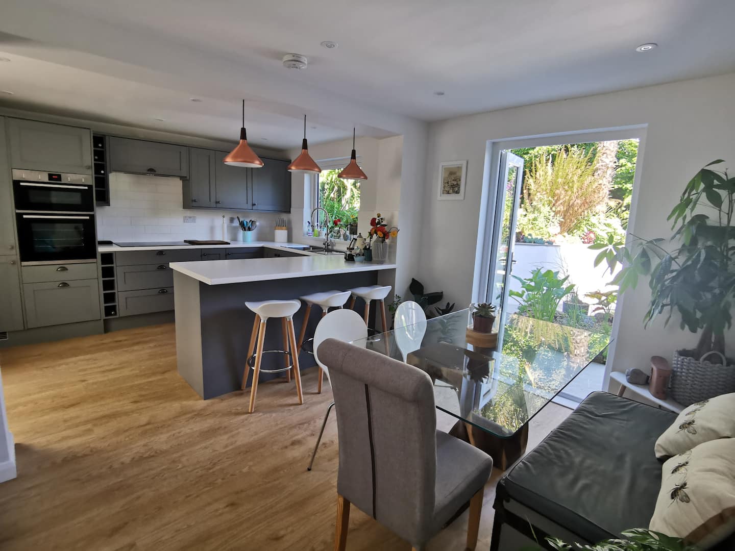 Bright welcoming Falmouth home + garden & parking