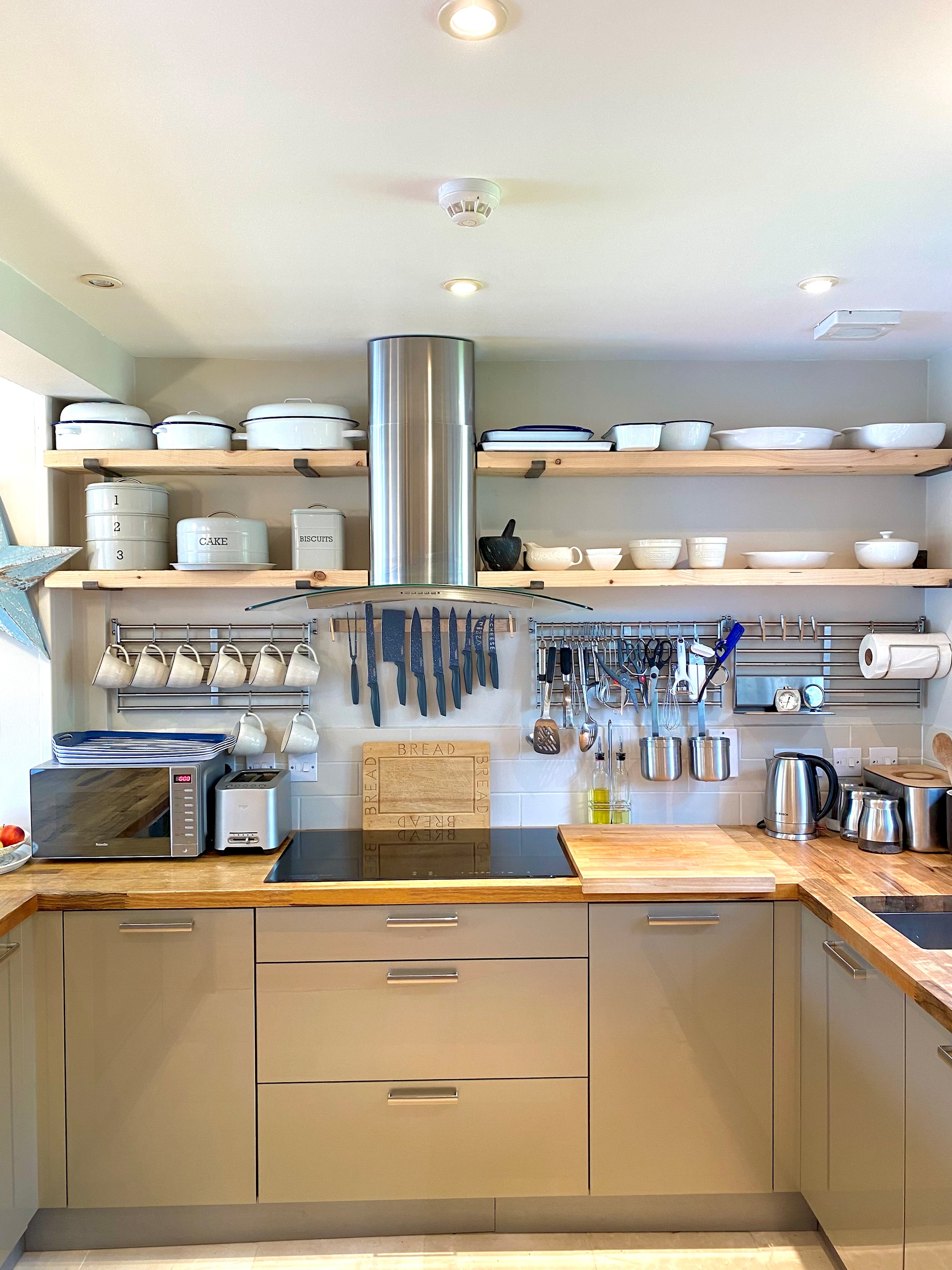 Herons Hideout · Cotswold Lakeside – Spring Lake