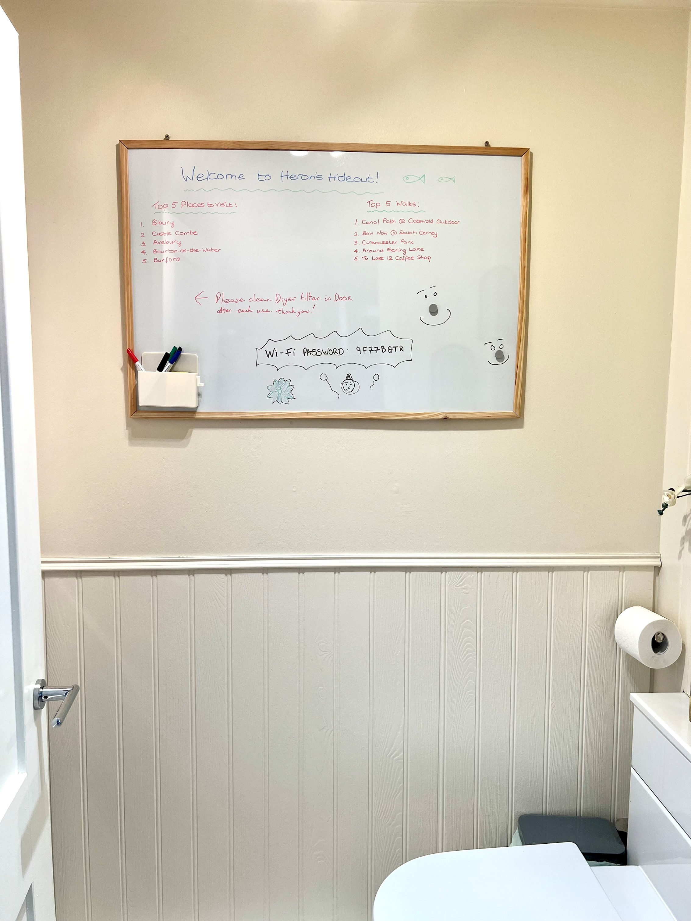 Herons Hideout · Cotswold Lakeside – Spring Lake