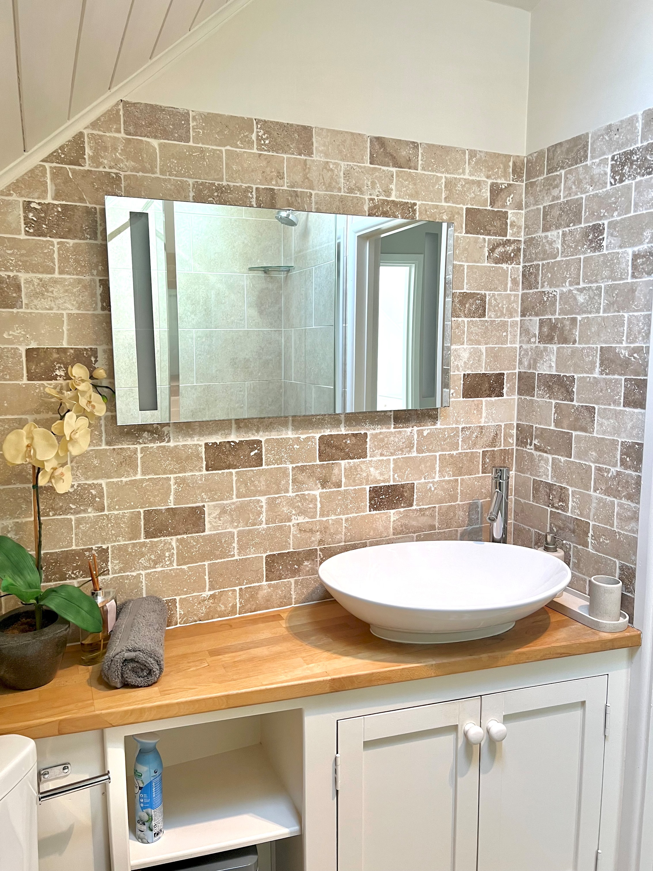 Herons Hideout · Cotswold Lakeside – Spring Lake