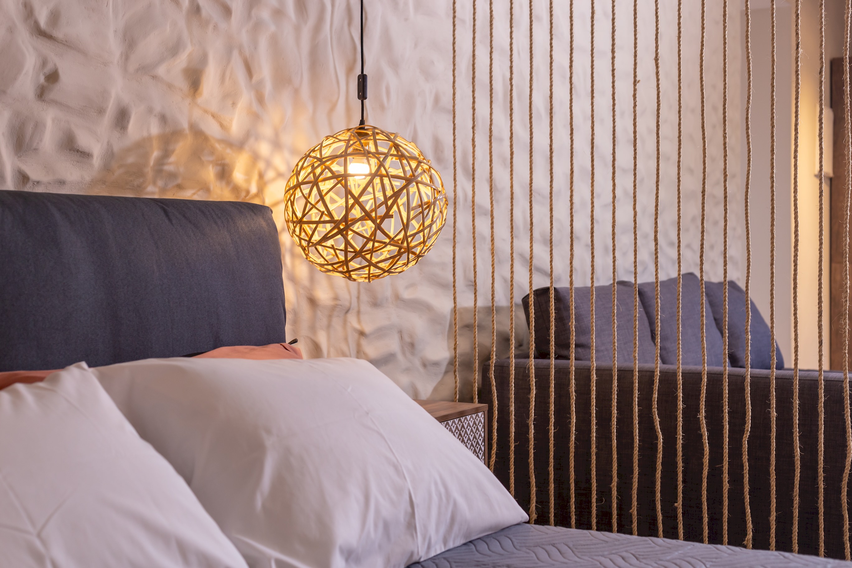 Sandy Suite | Jacuzzi | 10min Walk to Ipsos Beach