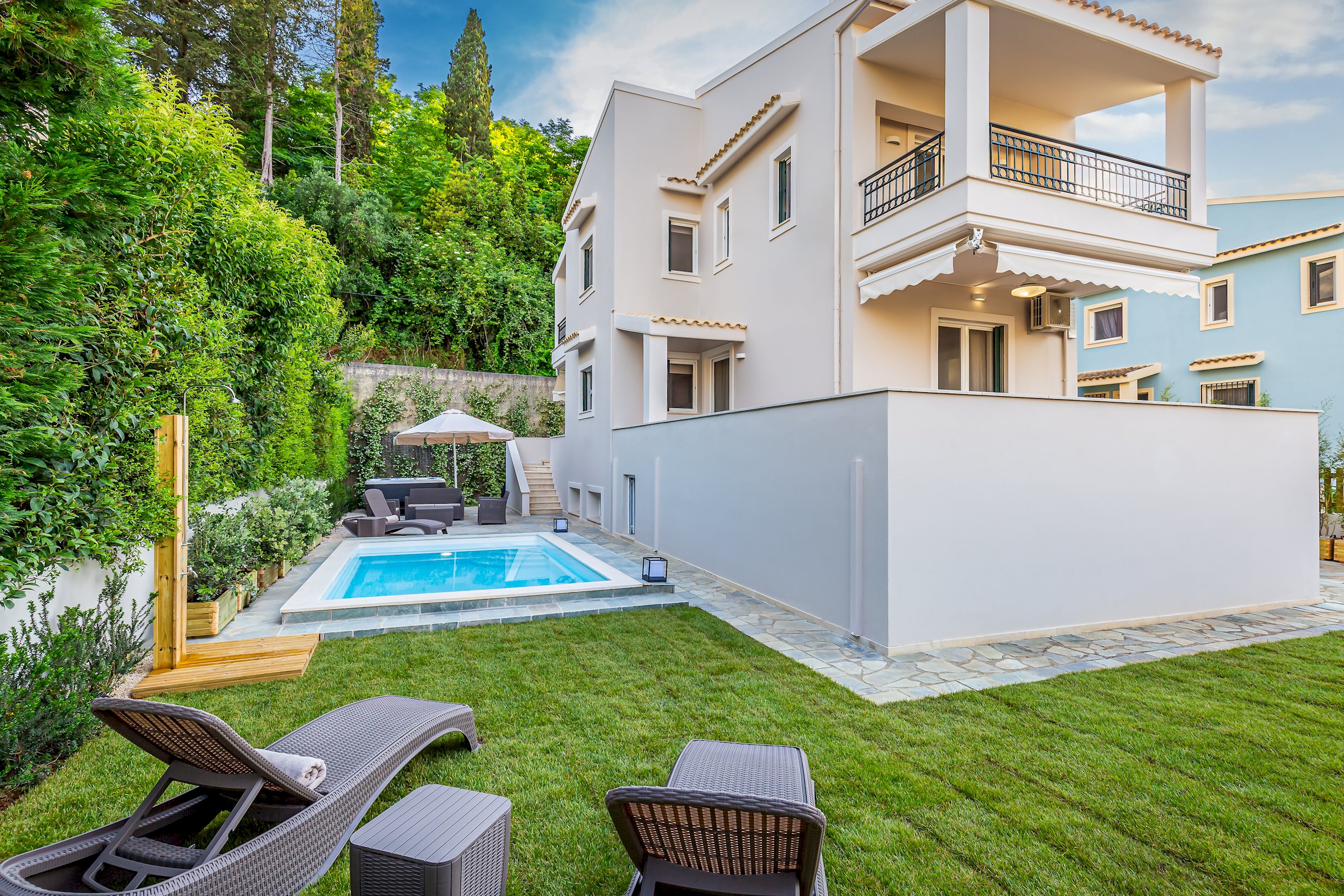 Magdalena Home – Outdoor pool | heated Jacuzzi