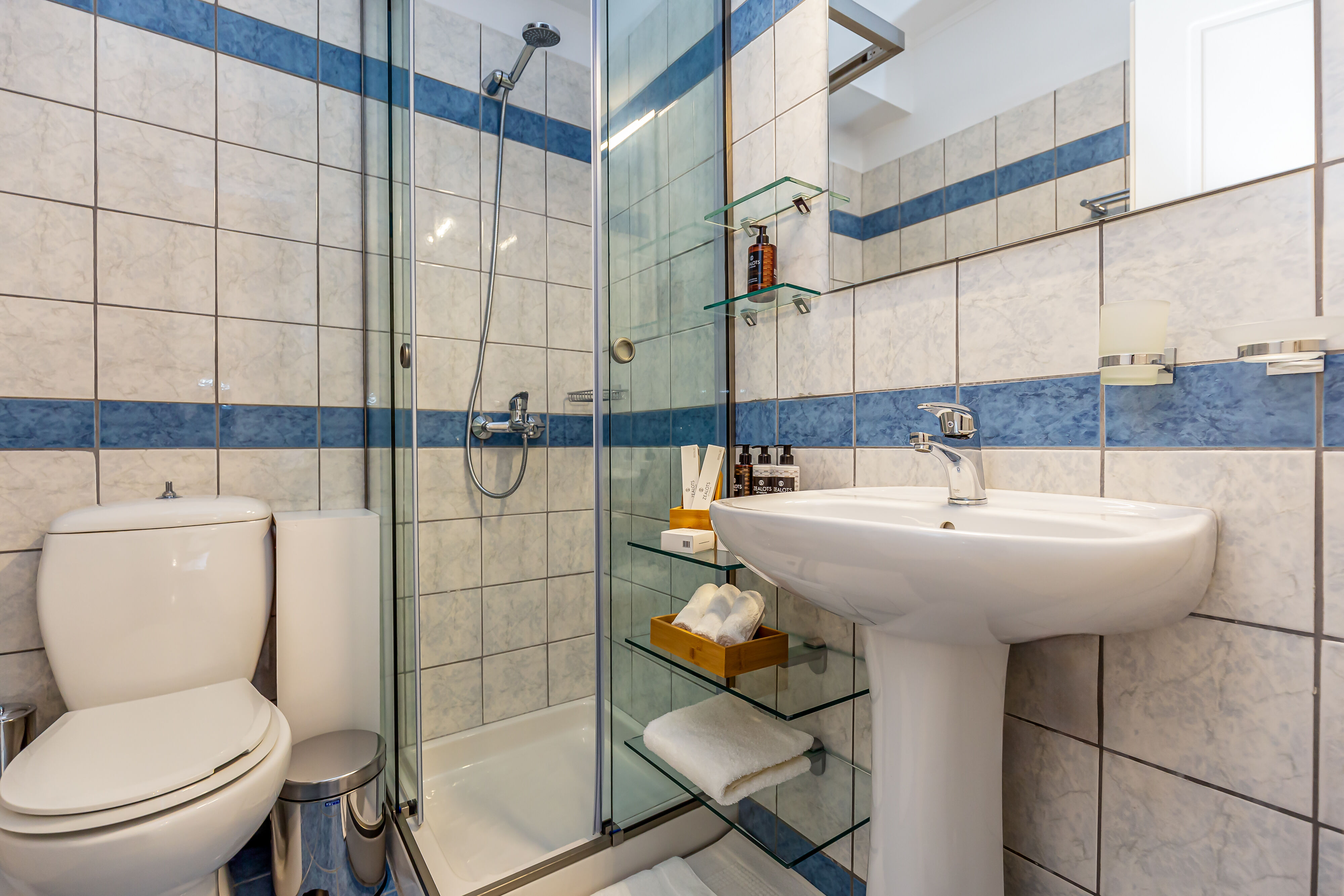 Magdalena Home – Outdoor pool | heated Jacuzzi
