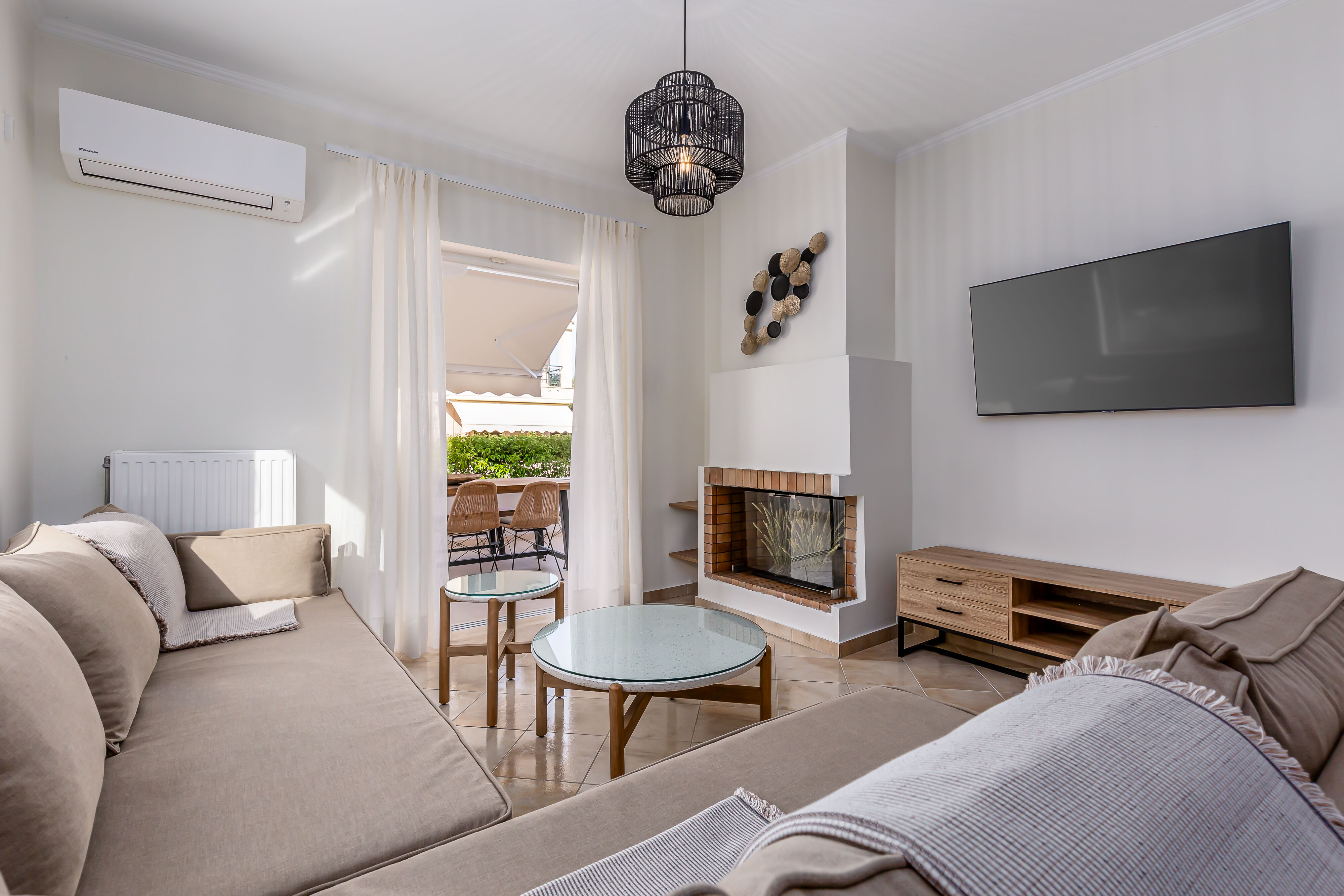 Magdalena Home – Outdoor pool | heated Jacuzzi