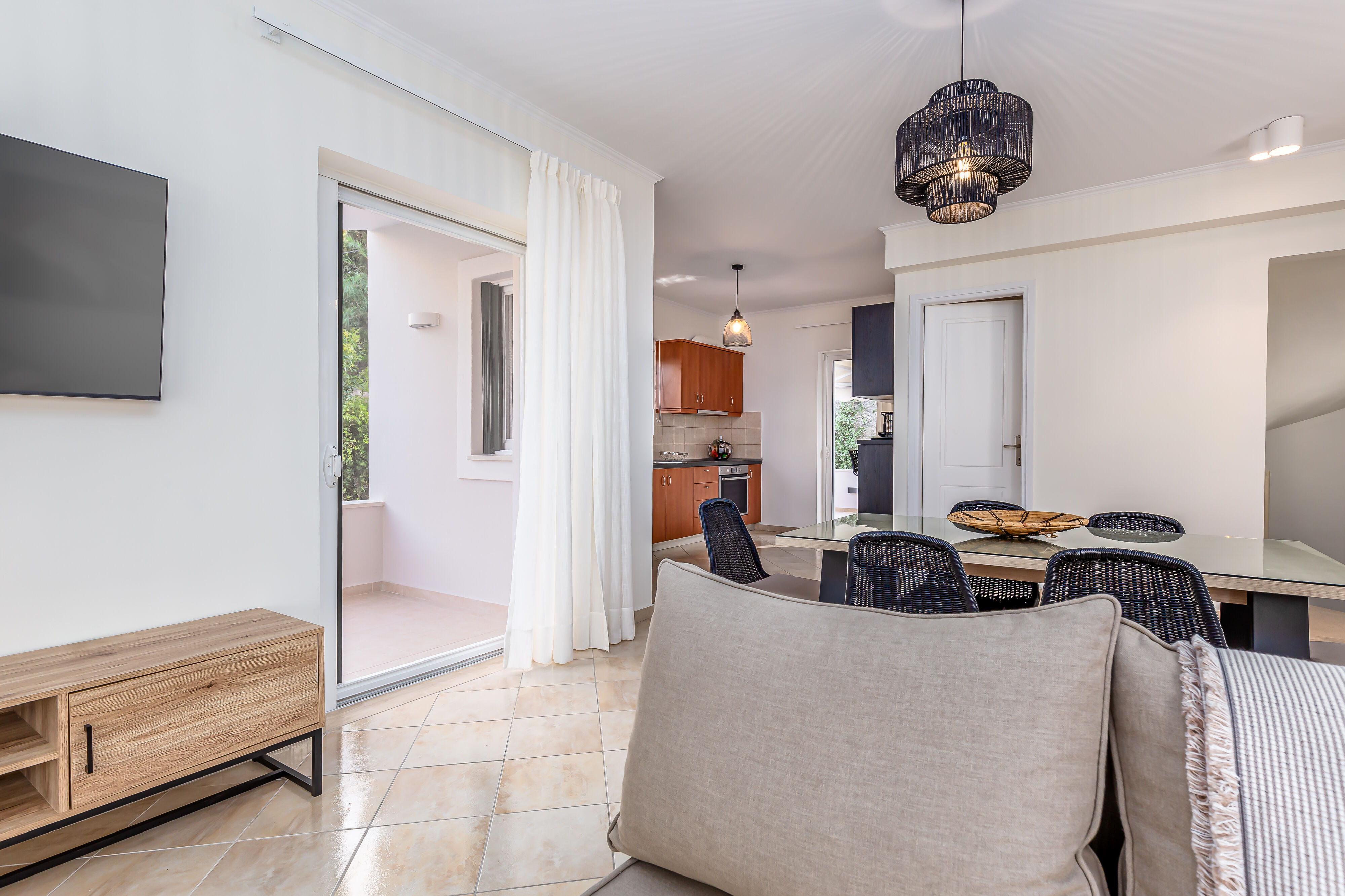 Magdalena Home – Outdoor pool | heated Jacuzzi