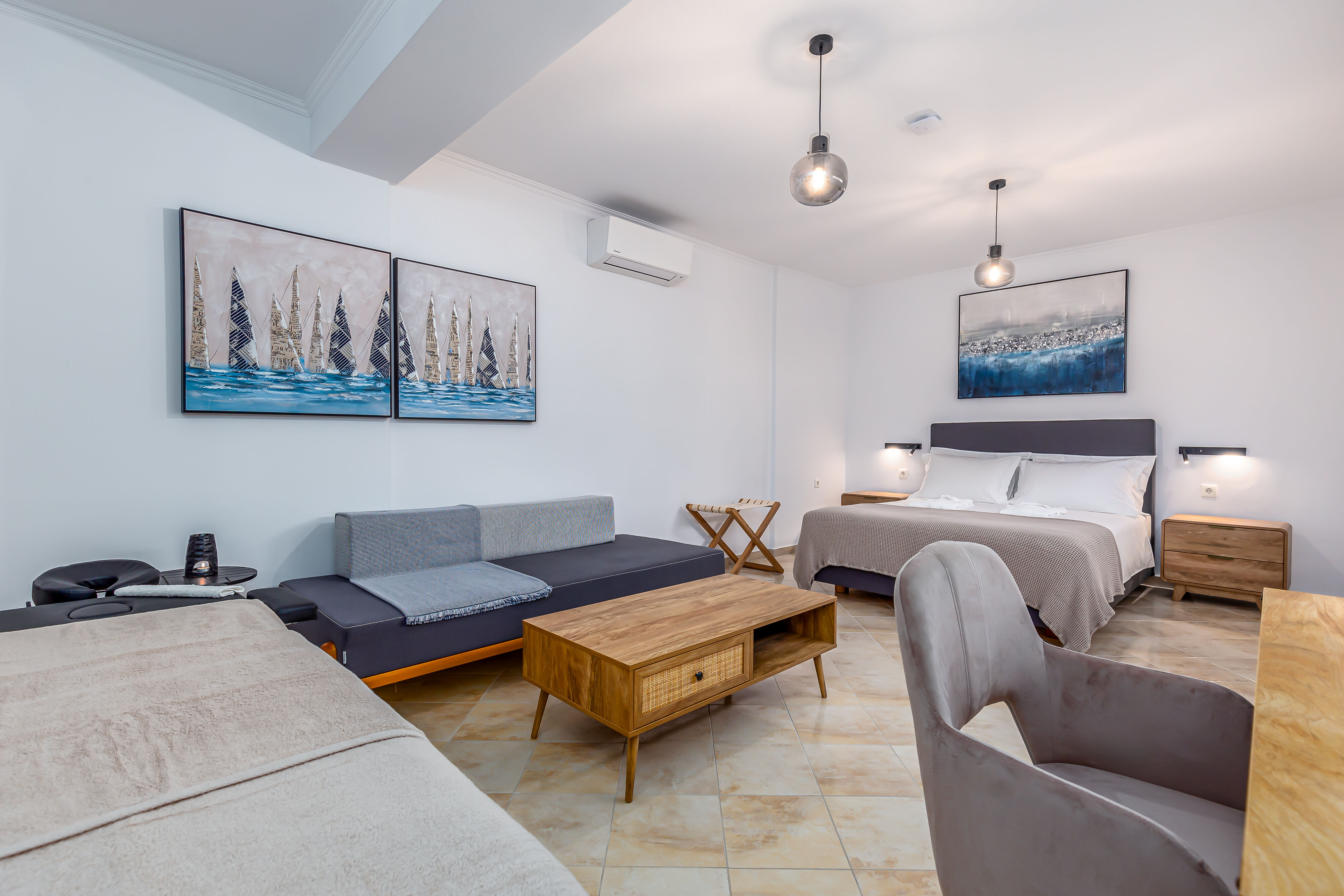 Anastasia Home – Outdoor pool | heated Jacuzzi