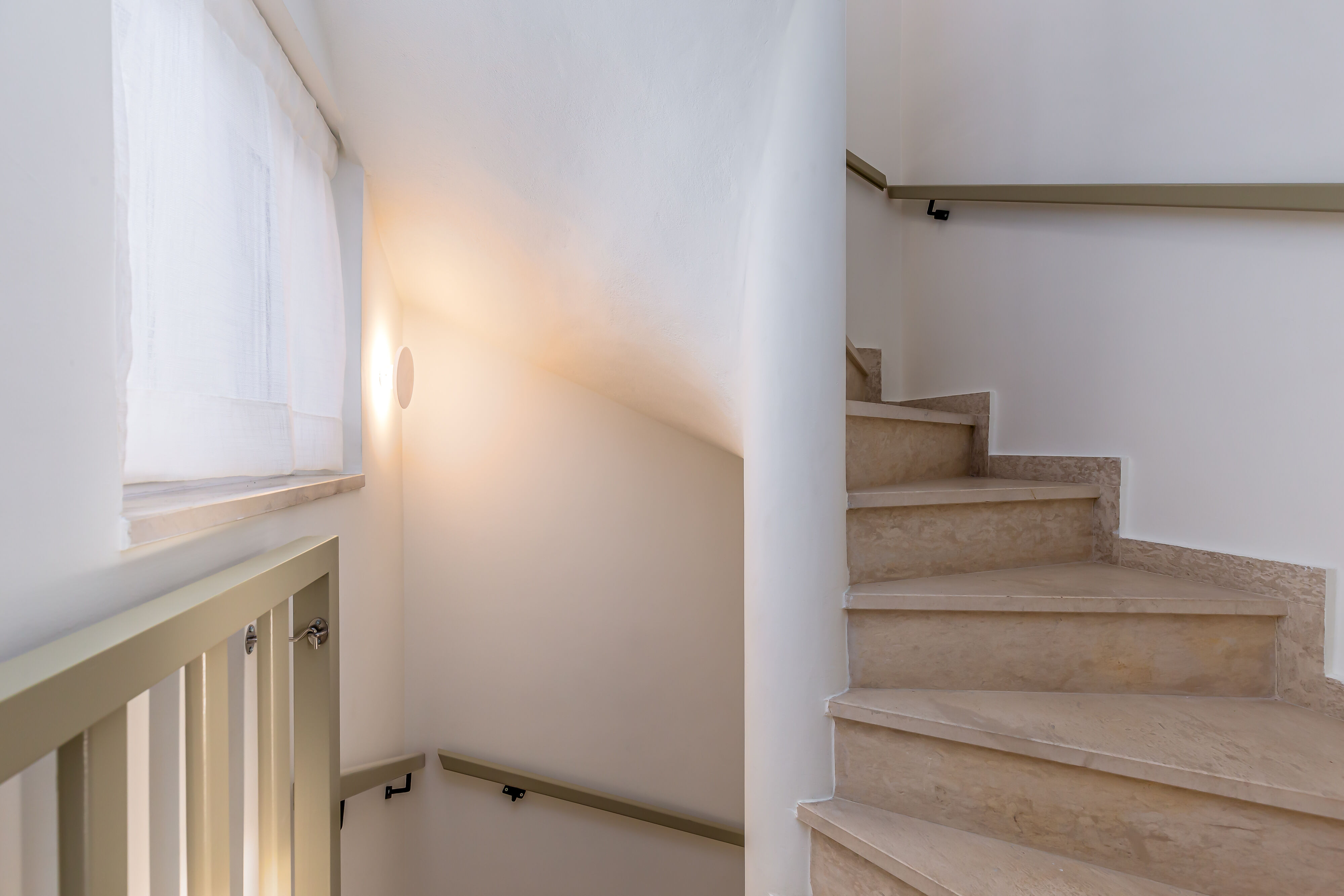 Anastasia Home – Outdoor pool | heated Jacuzzi