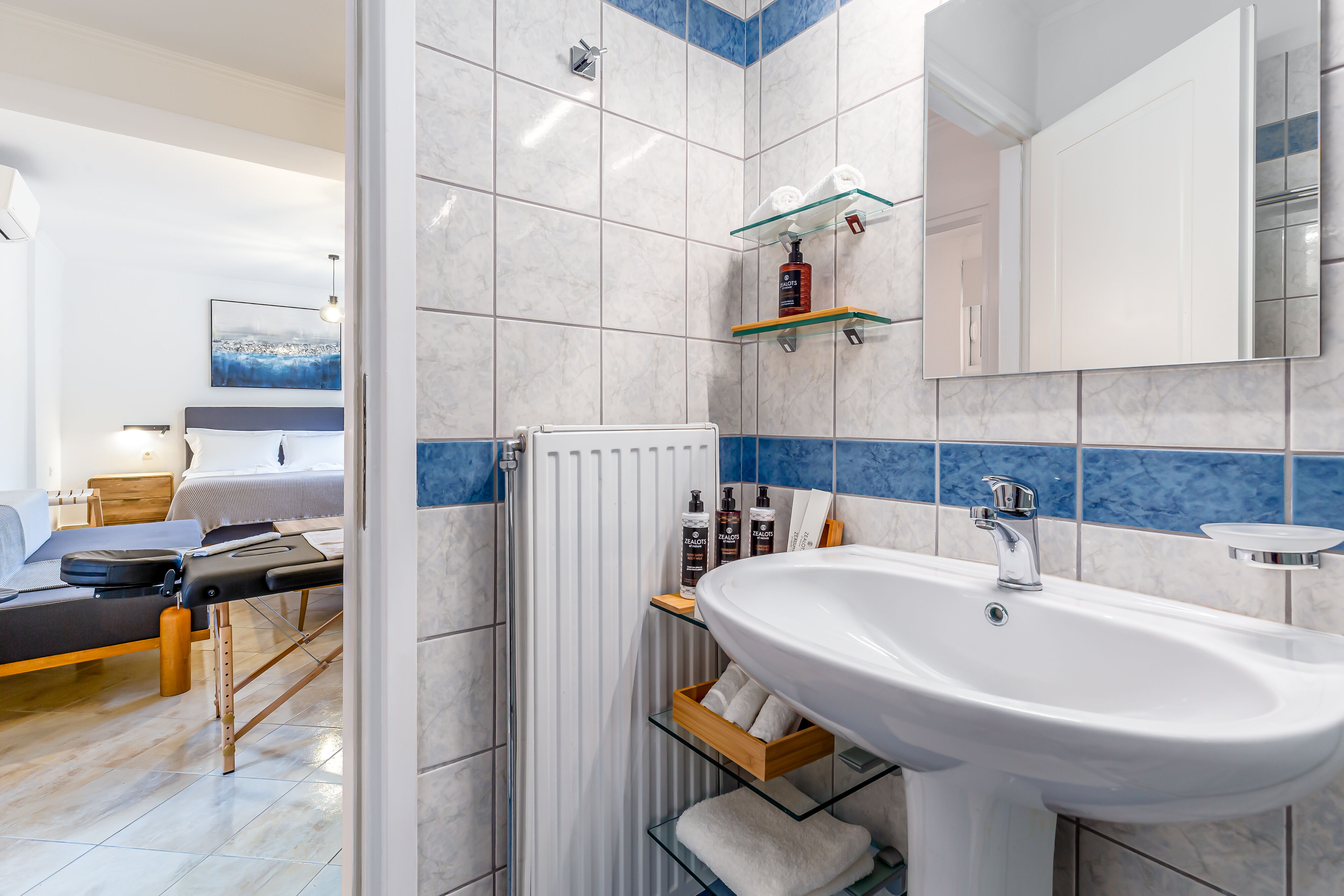 Anastasia Home – Outdoor pool | heated Jacuzzi