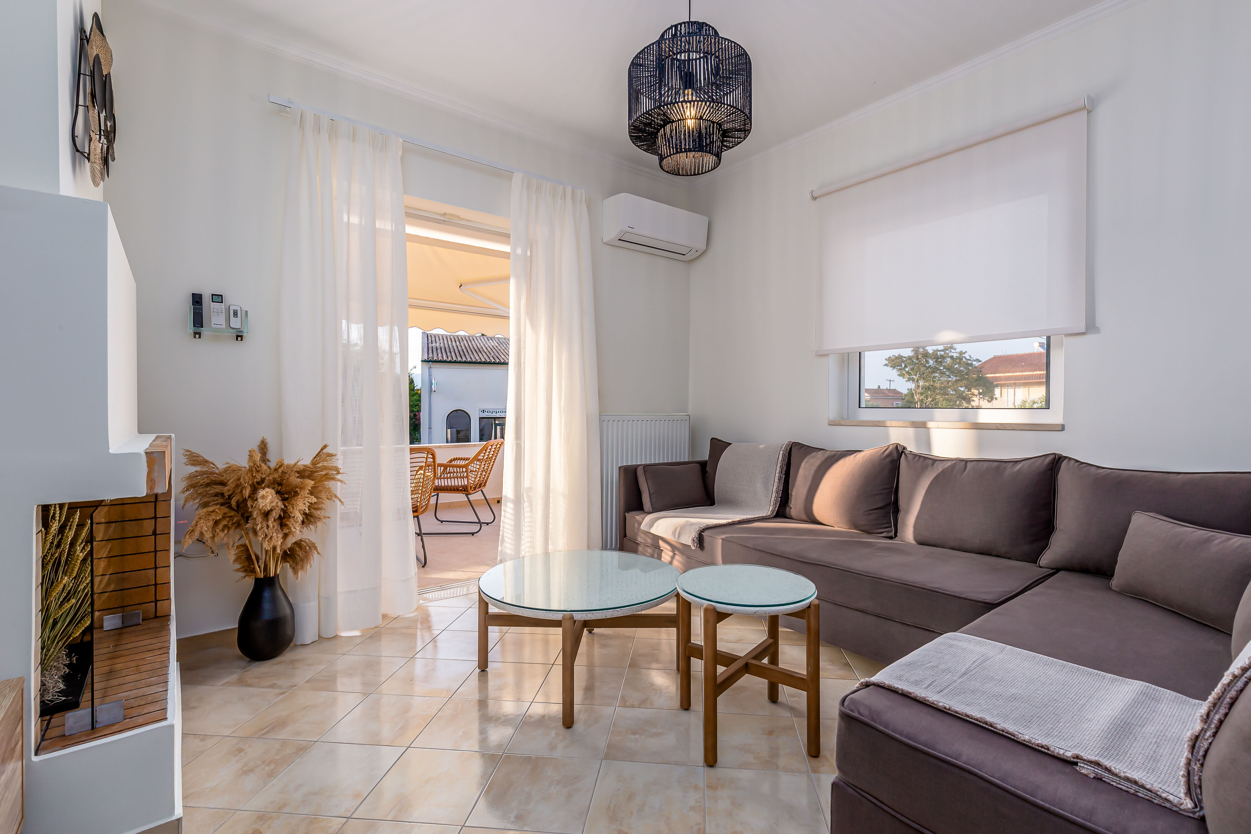 Anastasia Home – Outdoor pool | heated Jacuzzi