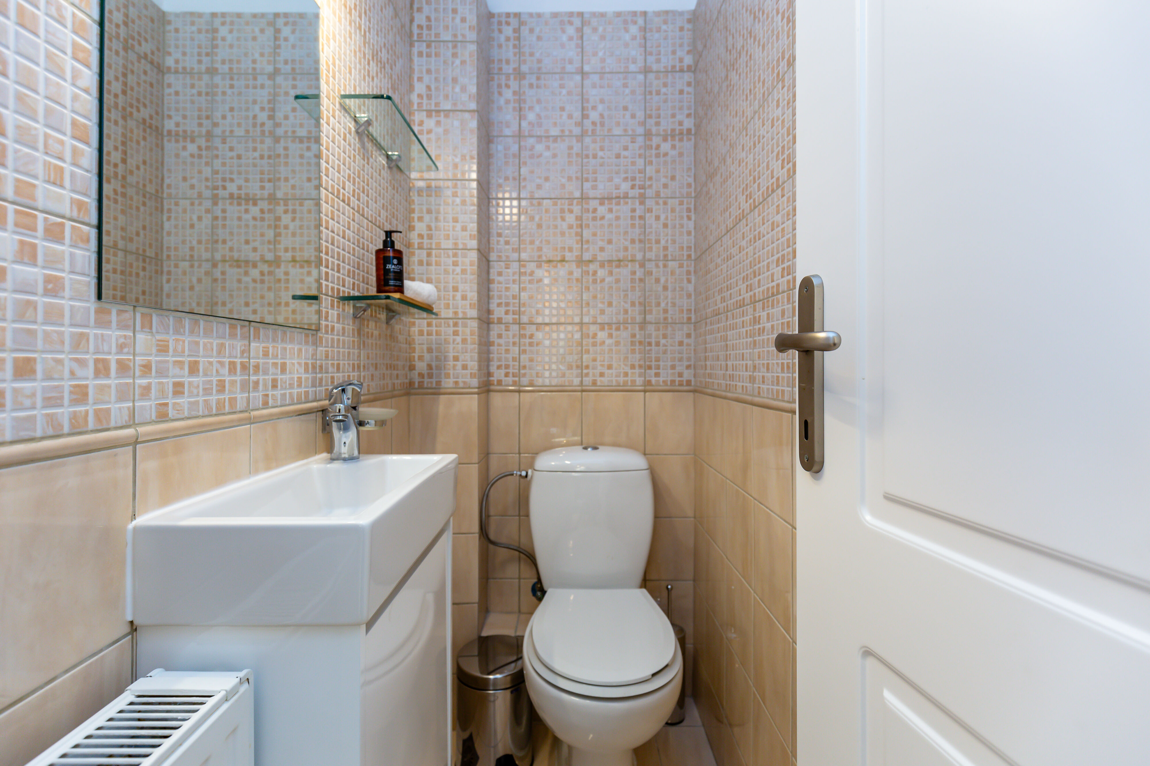 Anastasia Home – Outdoor pool | heated Jacuzzi