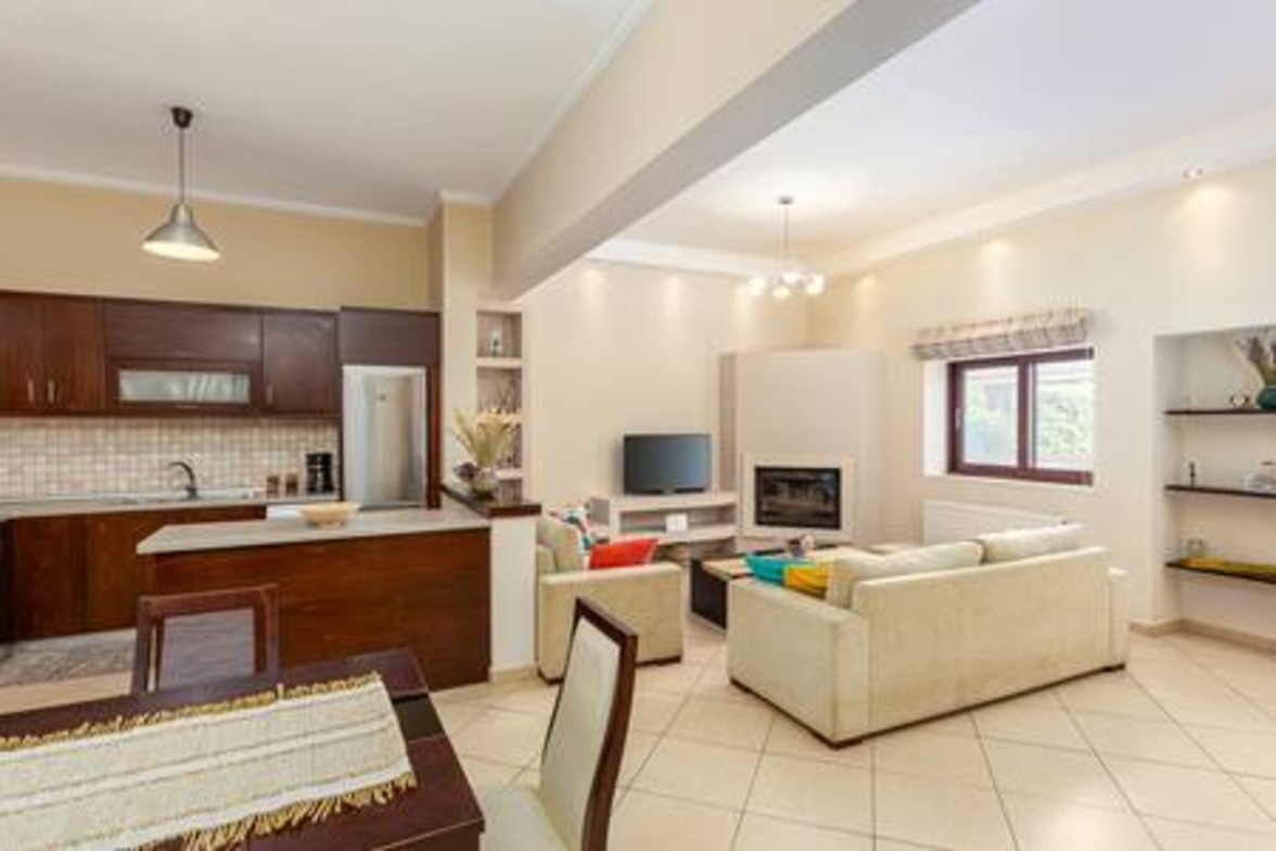 Casa Di Armyra – Ipsos Beach elegant house