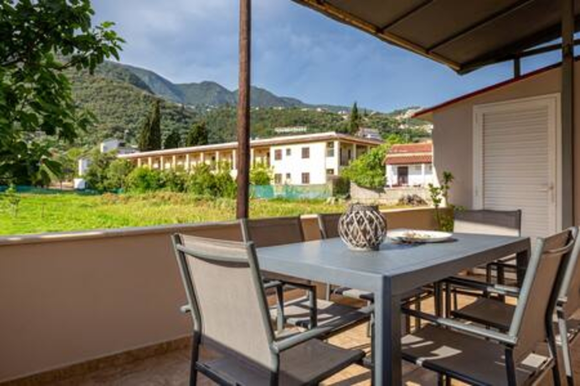 Casa Di Armyra – Ipsos Beach elegant house