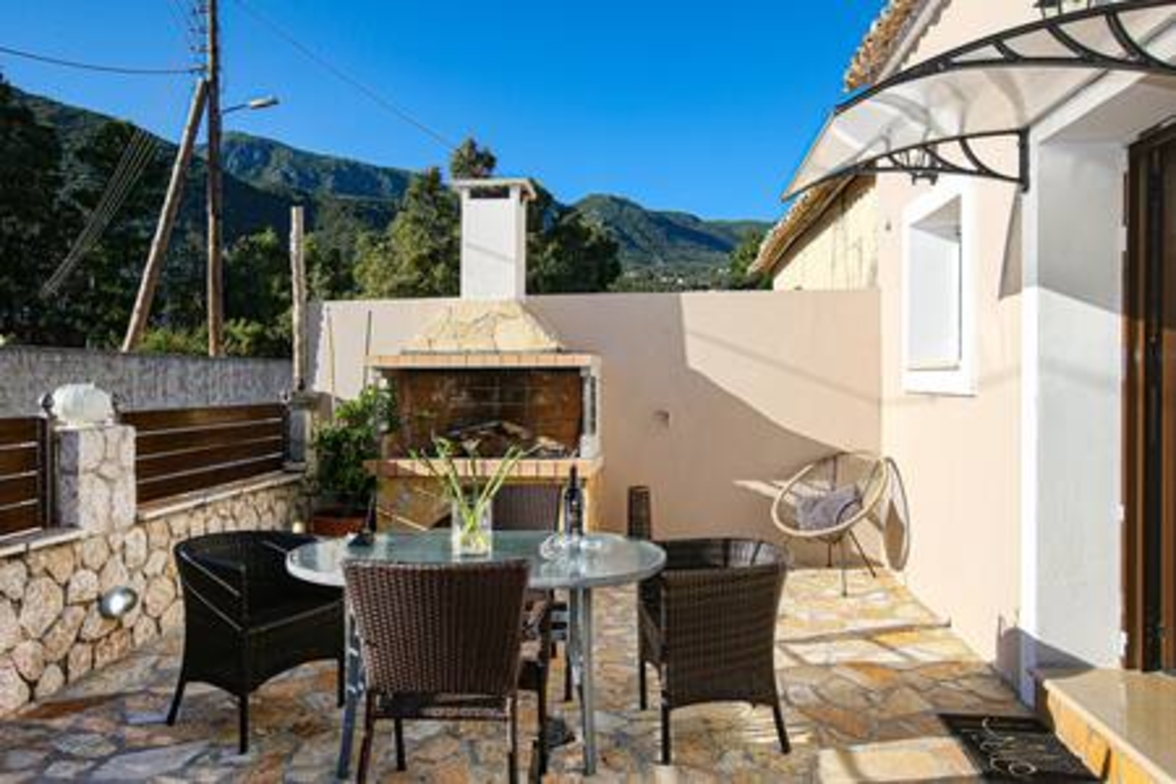 Stavros House Ipsos – 100meters from the beach