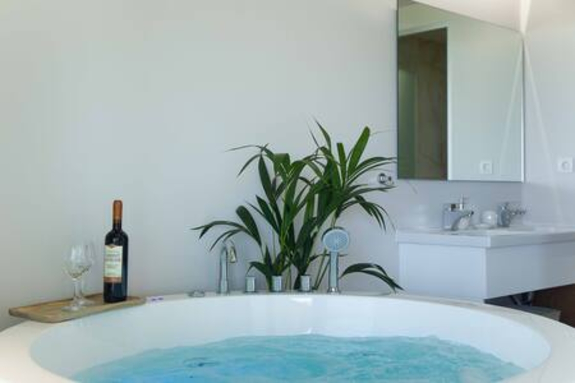 Villa Onore – Luxurious pool jacuzzi