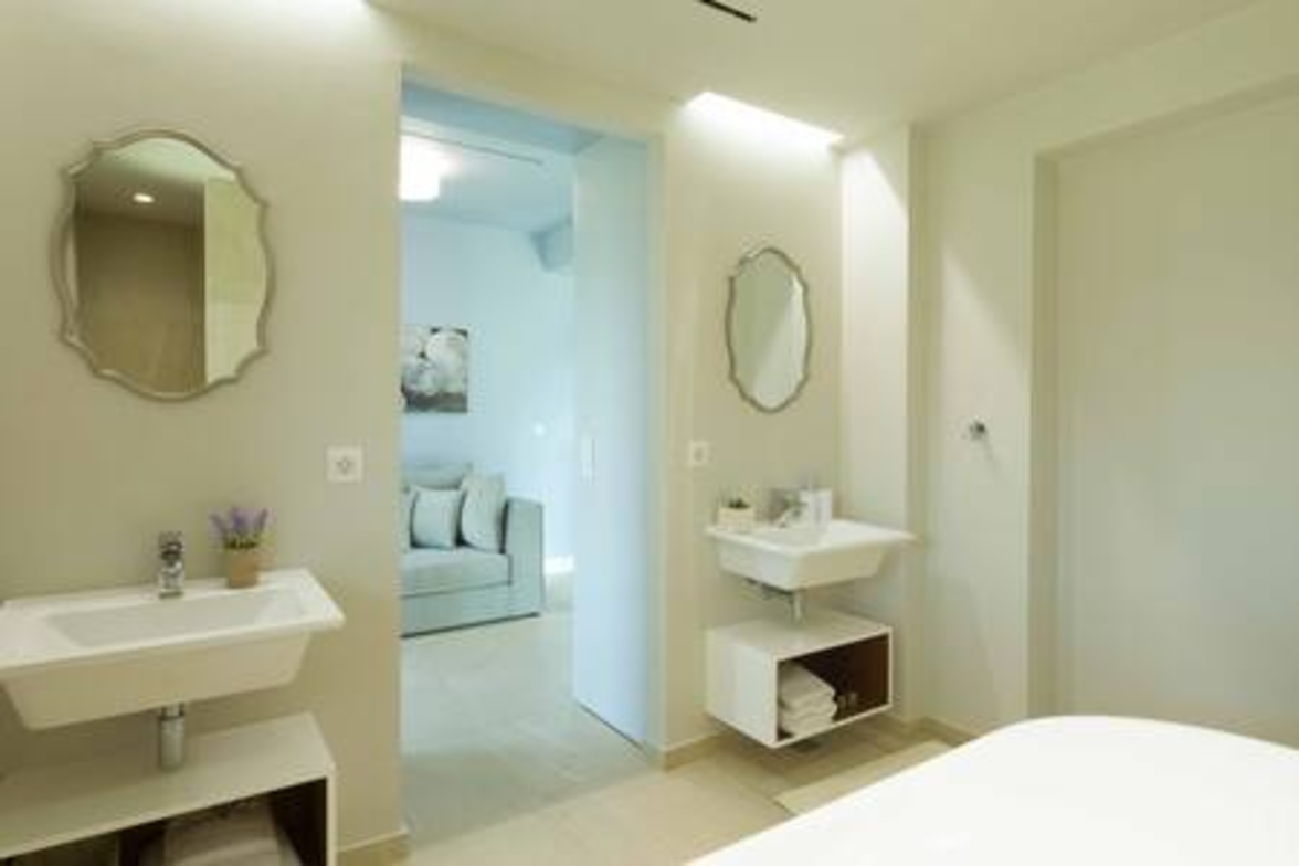 Villa Onore – Luxurious pool jacuzzi