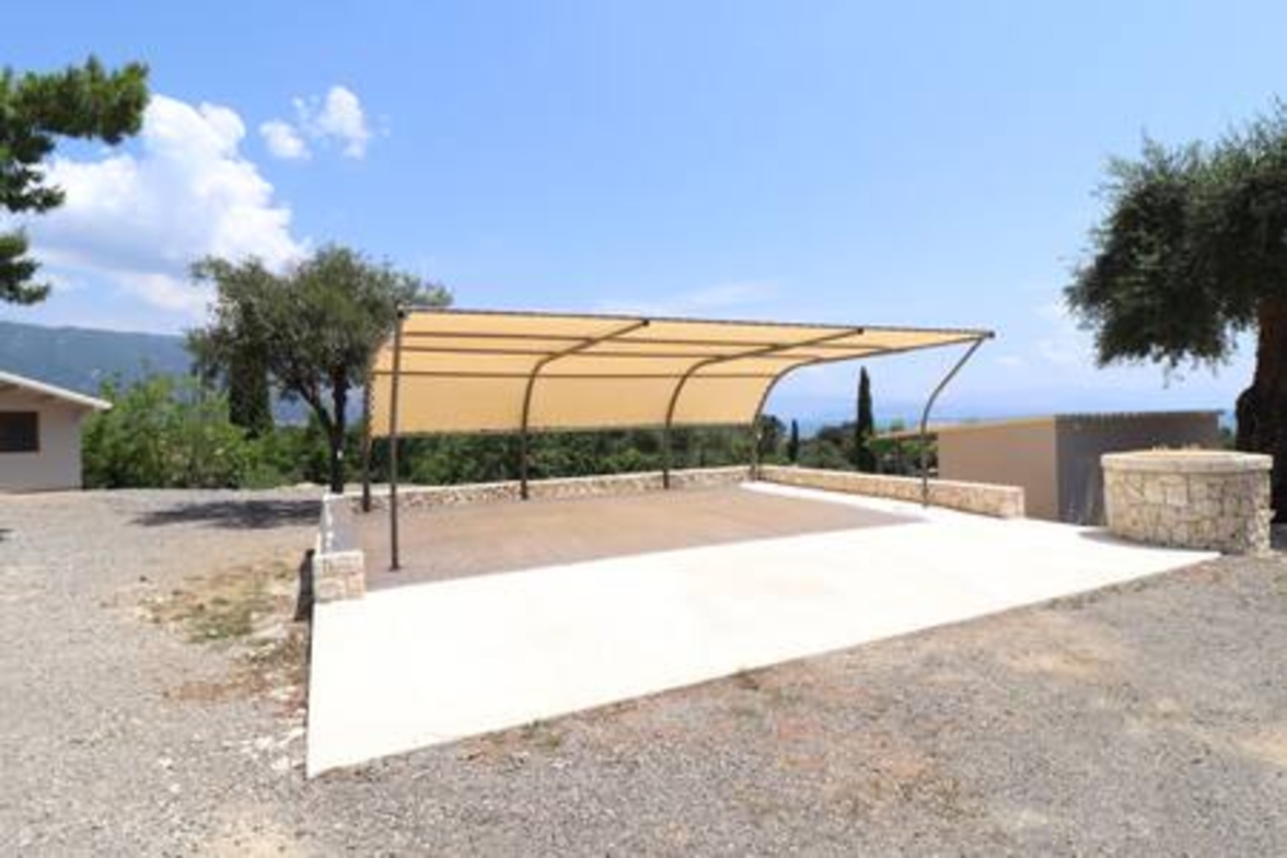 Villa Onore – Luxurious pool jacuzzi
