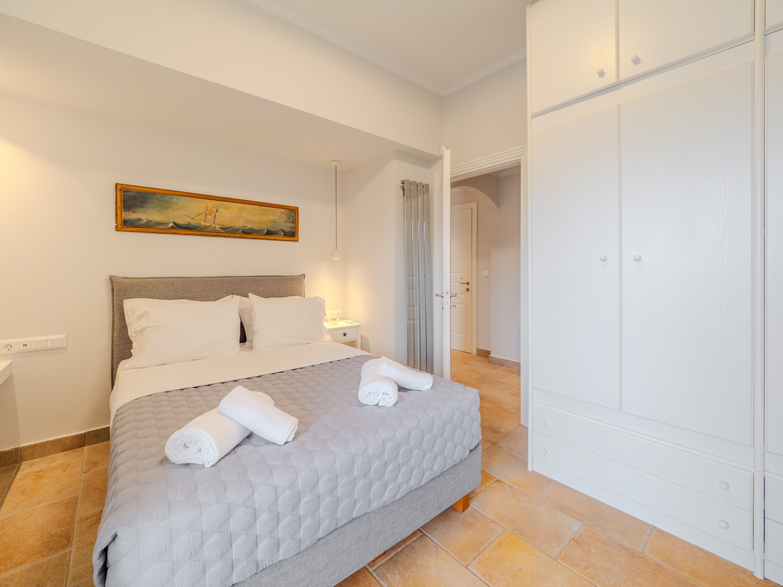 Tilia Tree Luxury apartment | Vast Pool and BBQ